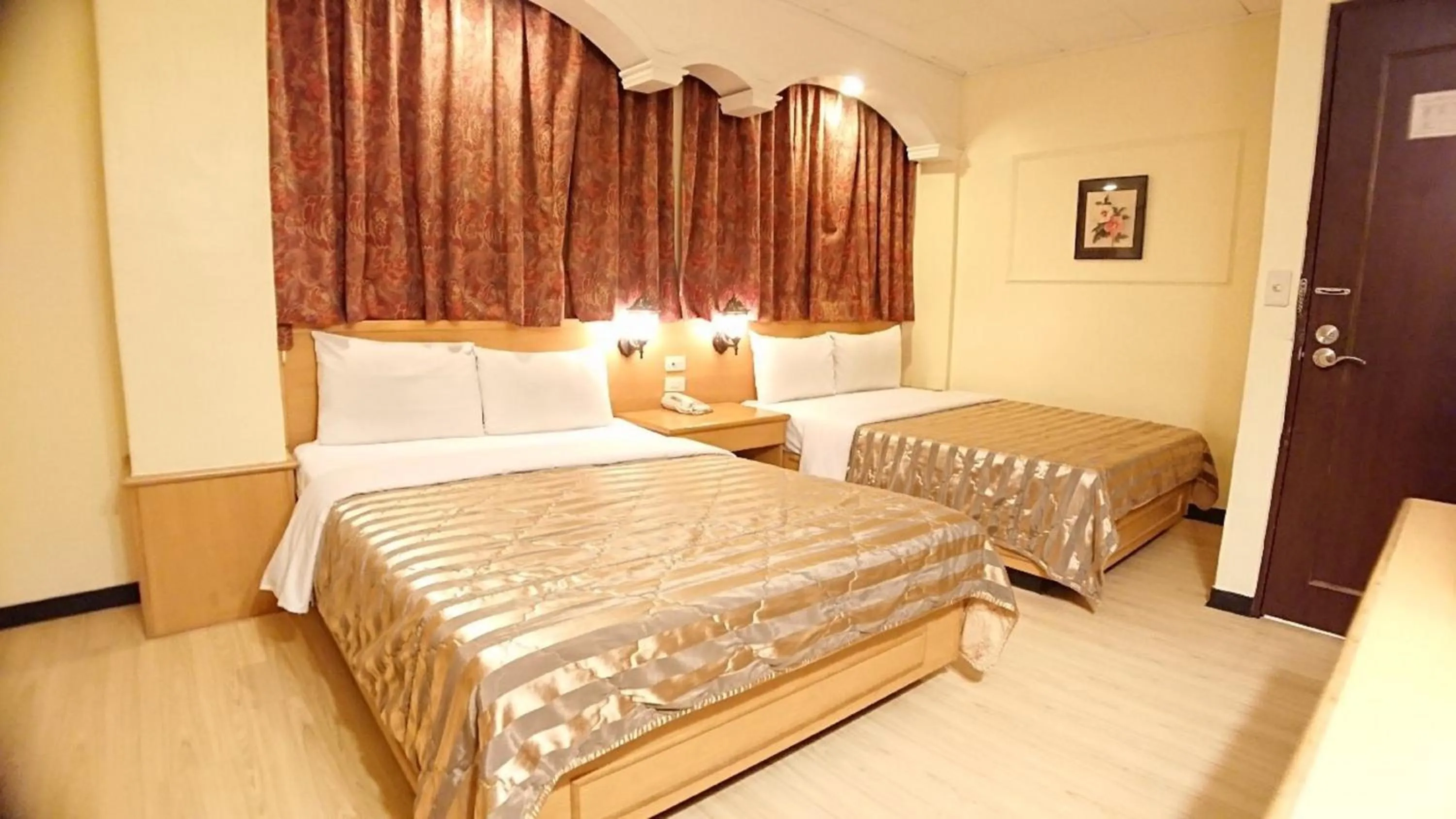 Bed in Yes Hotel