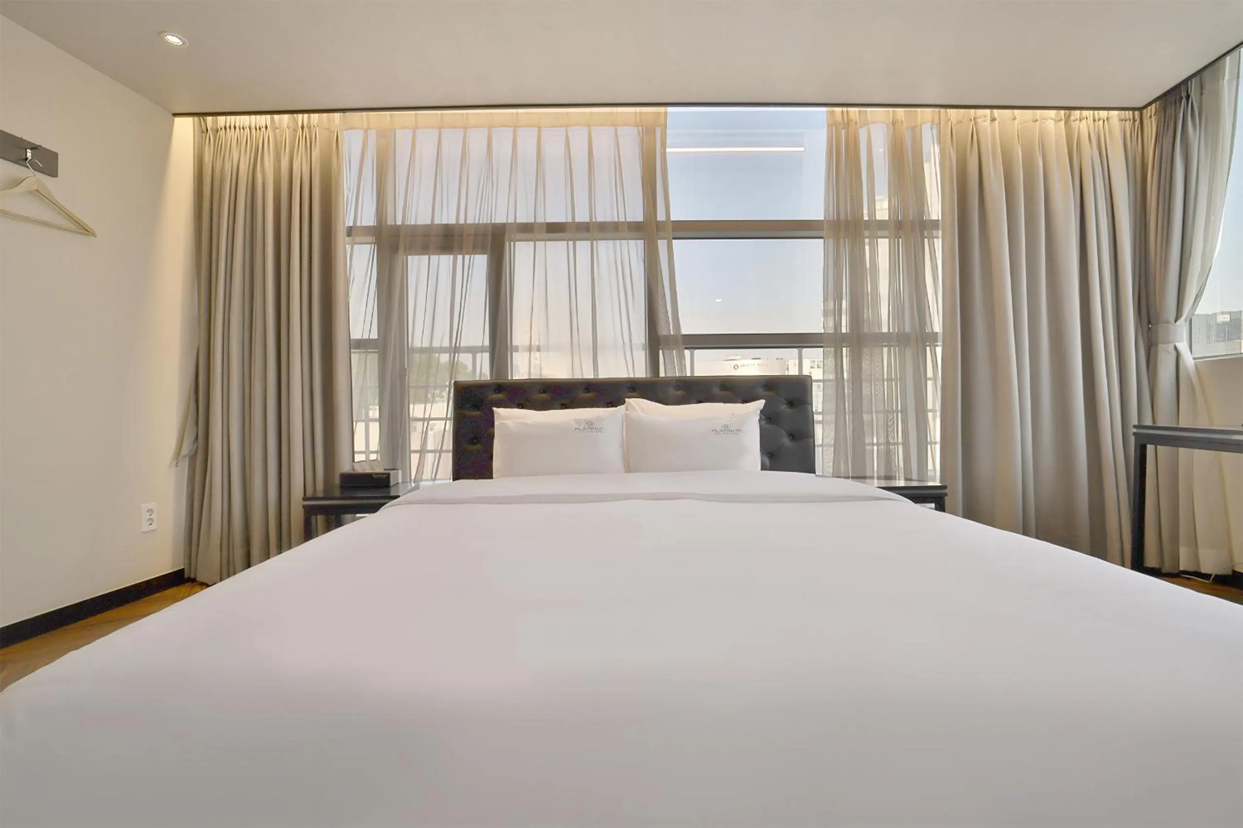 Bed in Busan Platinum Hotel Nampo