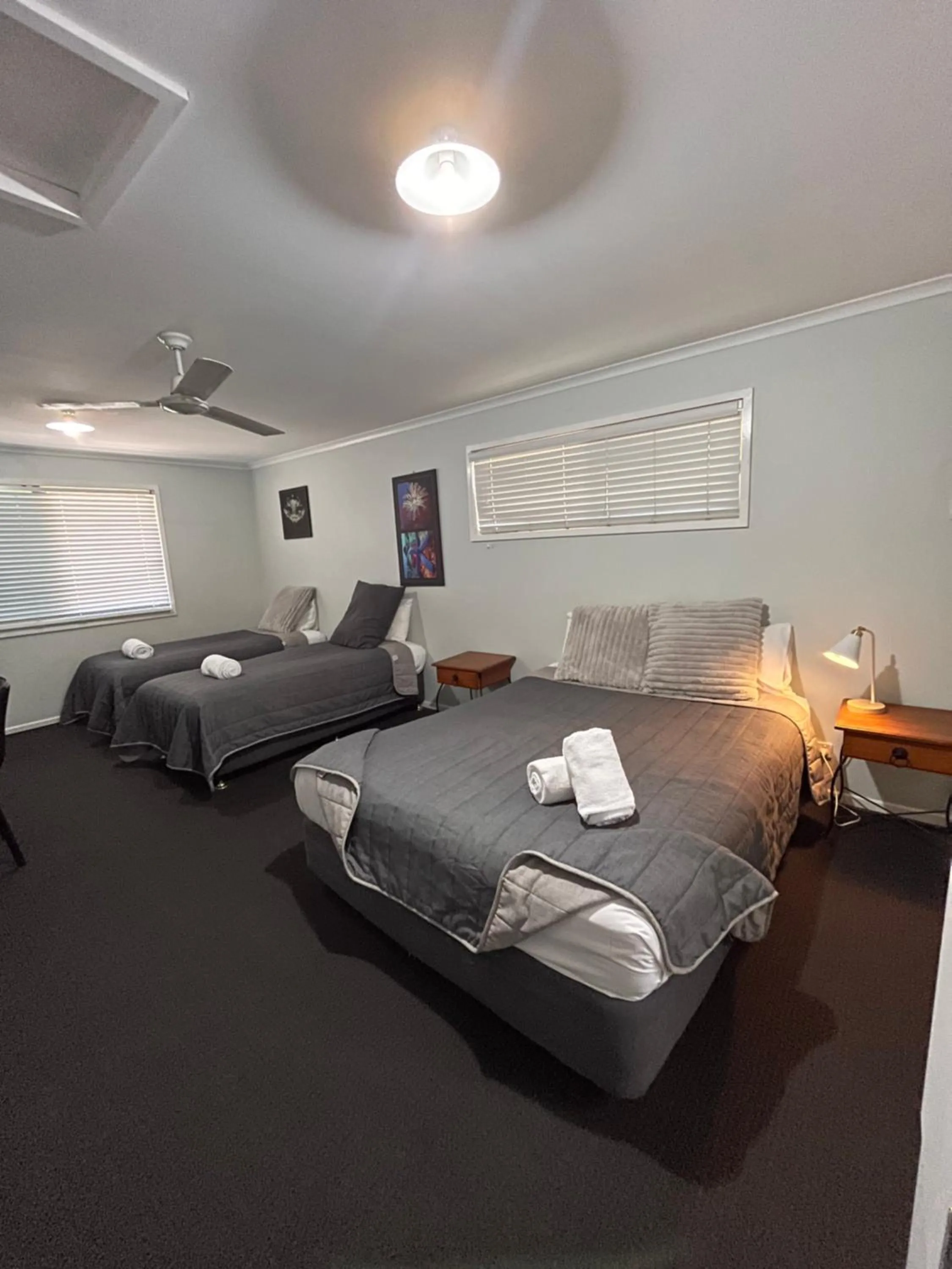 Photo of the whole room, Bed in Agnes Palms Motel