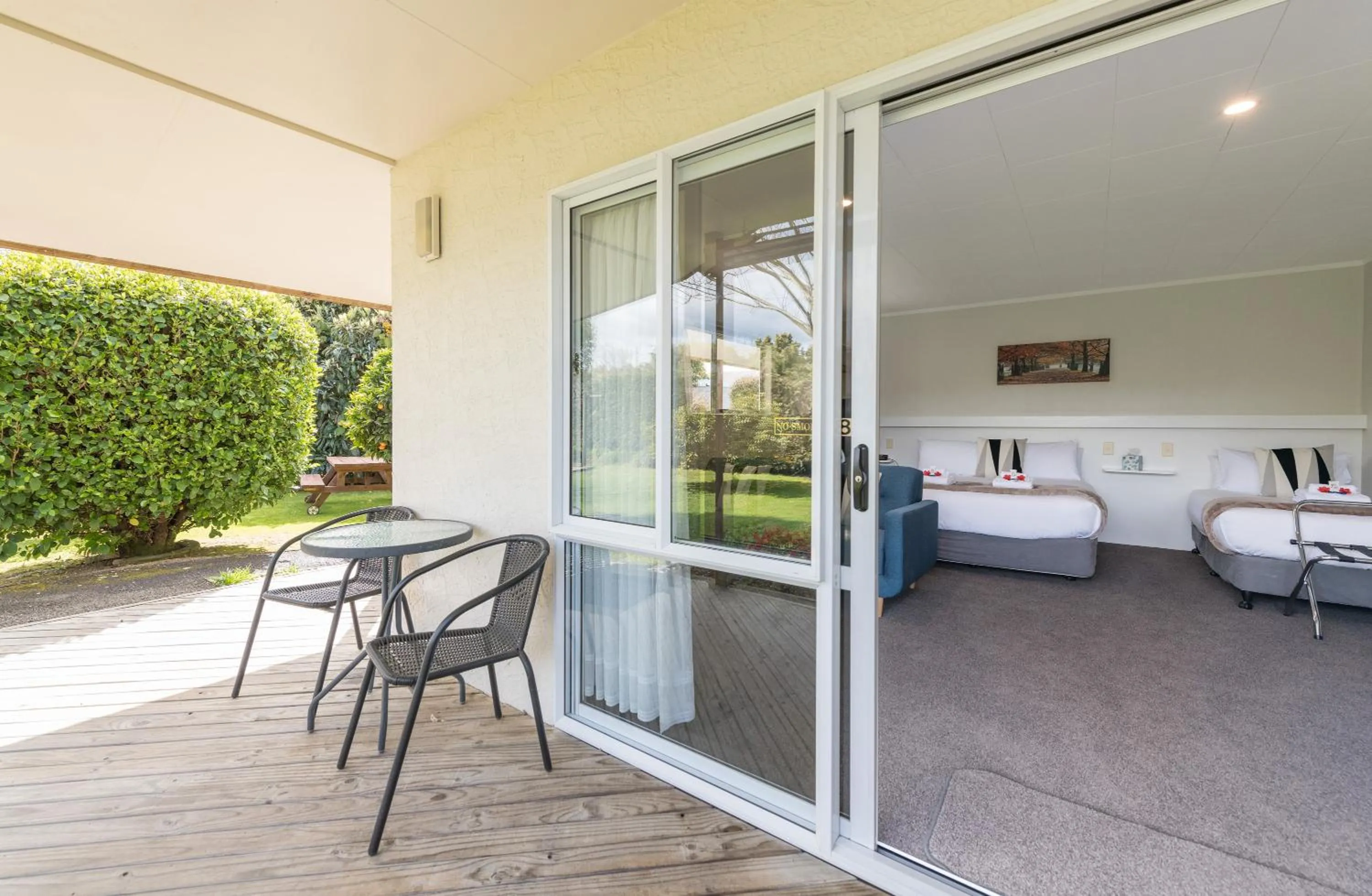 Balcony/Terrace in Abbey Court Motel