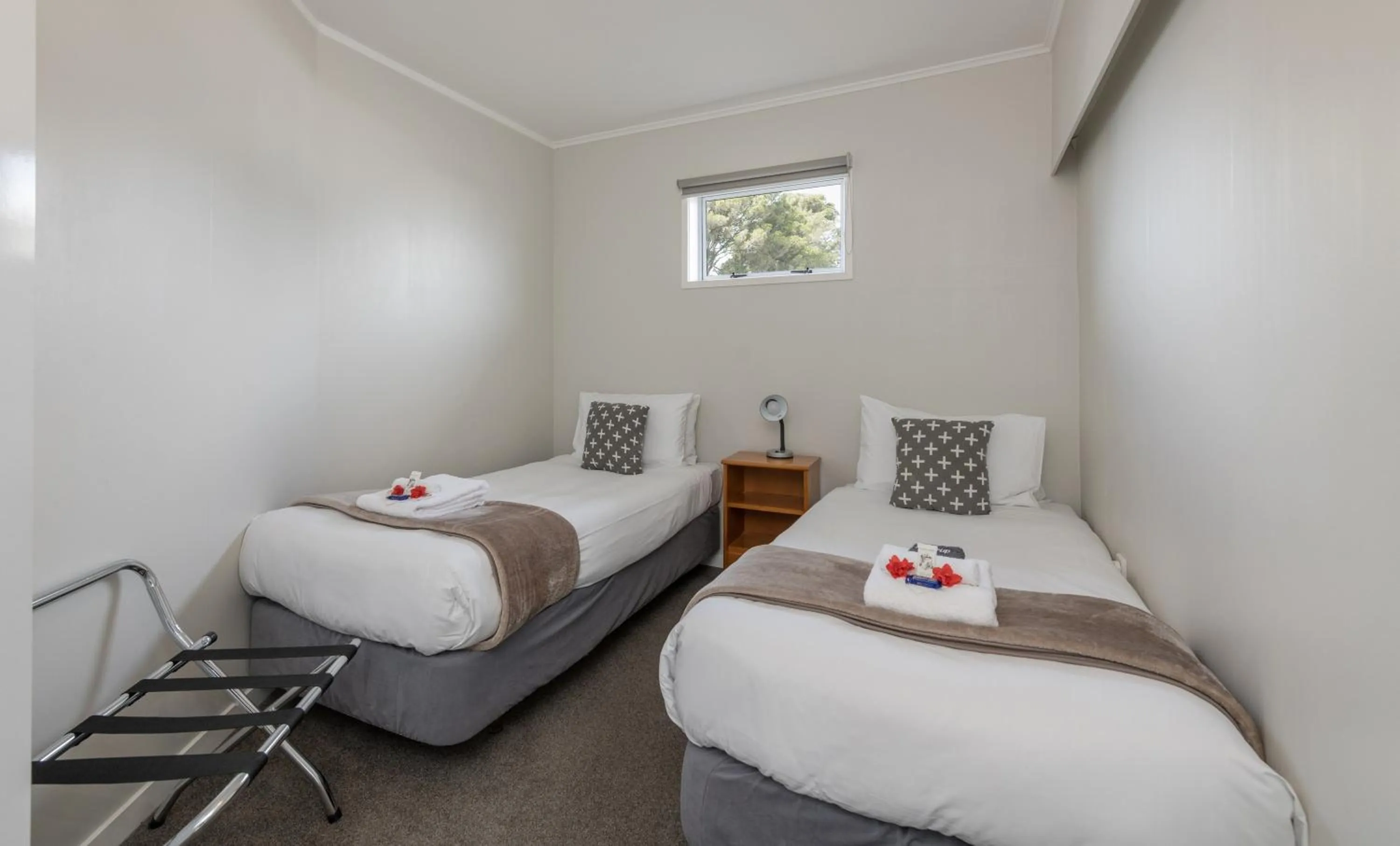 Bedroom in Abbey Court Motel