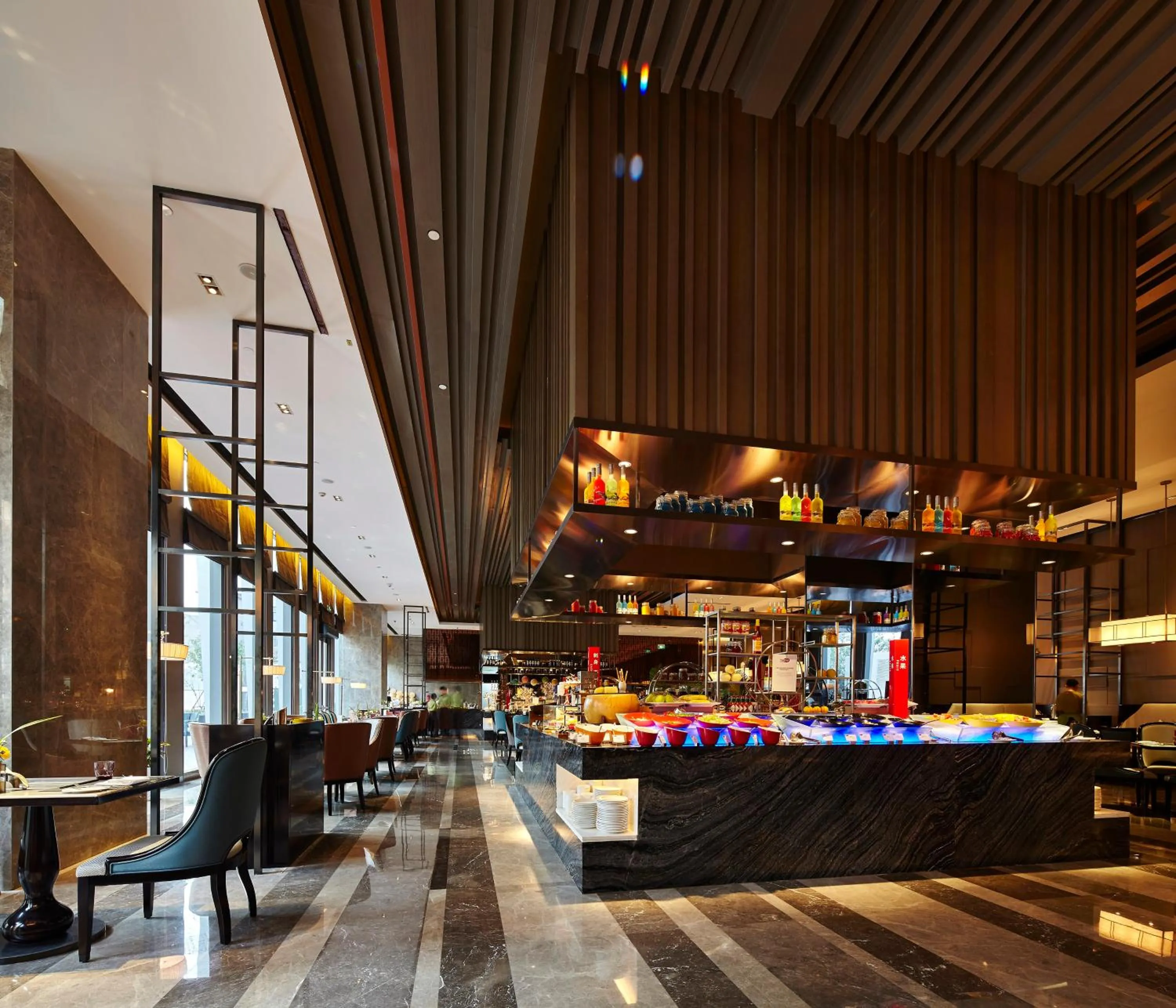 Restaurant/places to eat in Wanda Realm Hotel Dongying