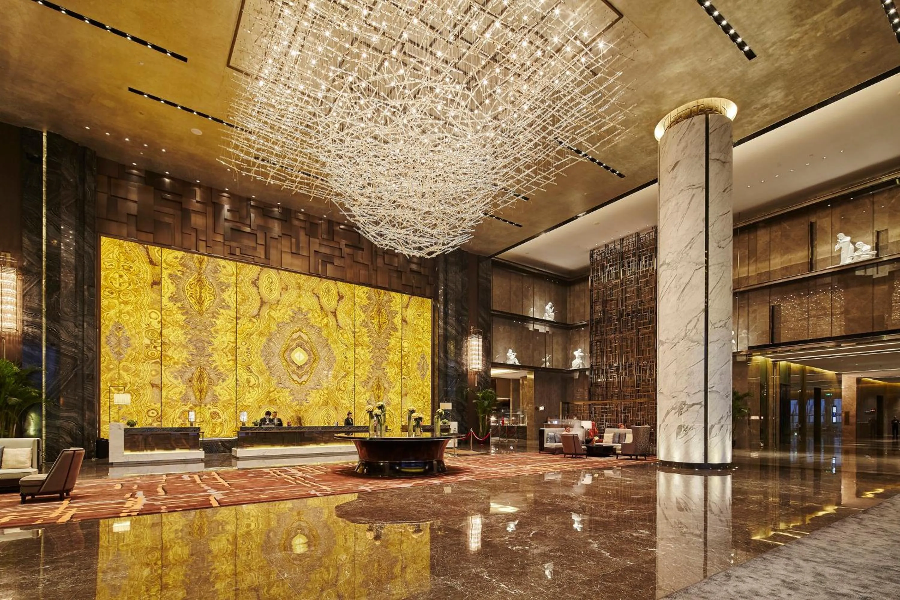 Lobby or reception in Wanda Realm Hotel Dongying