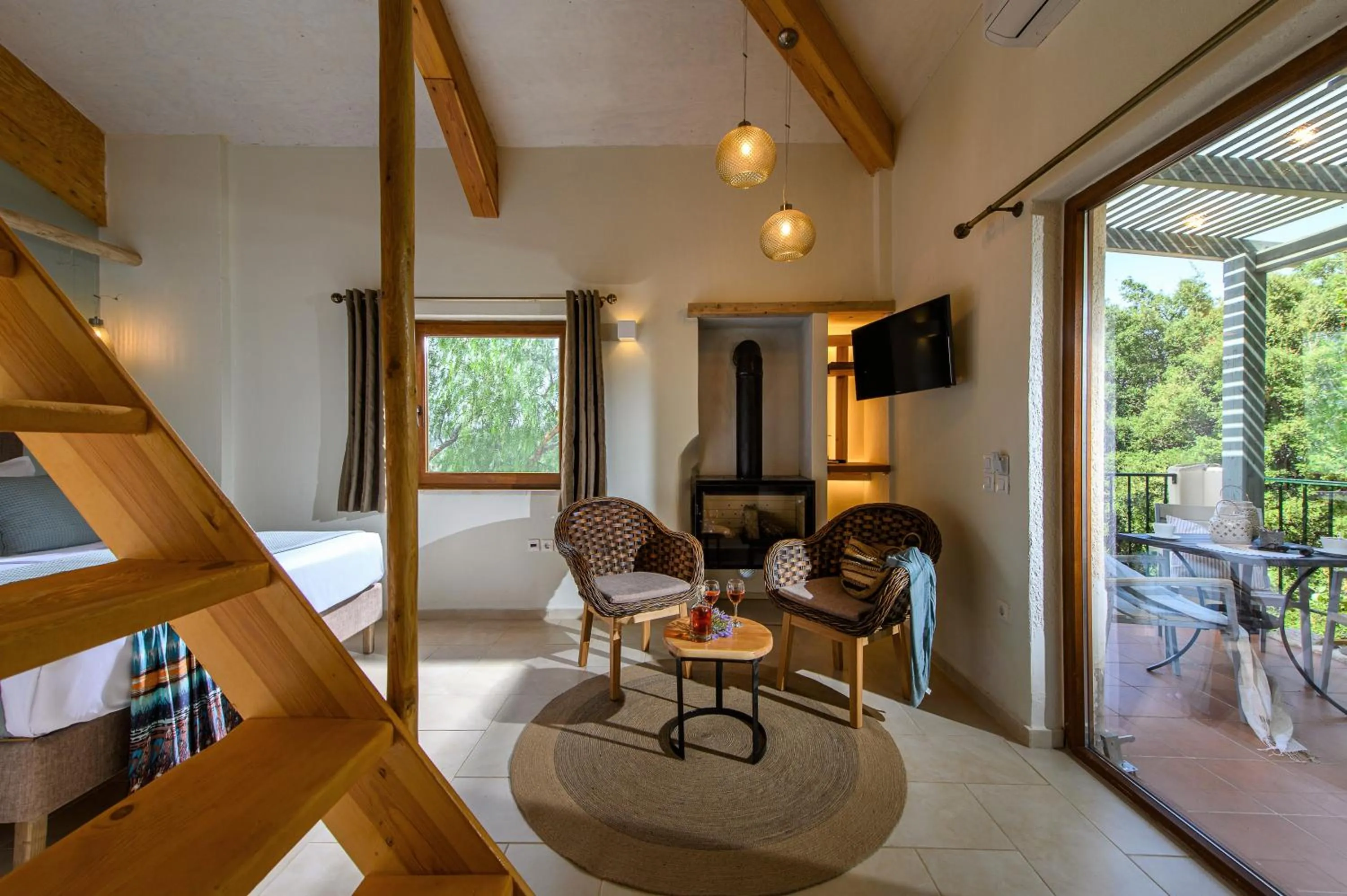 TV and multimedia, Bed in Country Hotel Velani