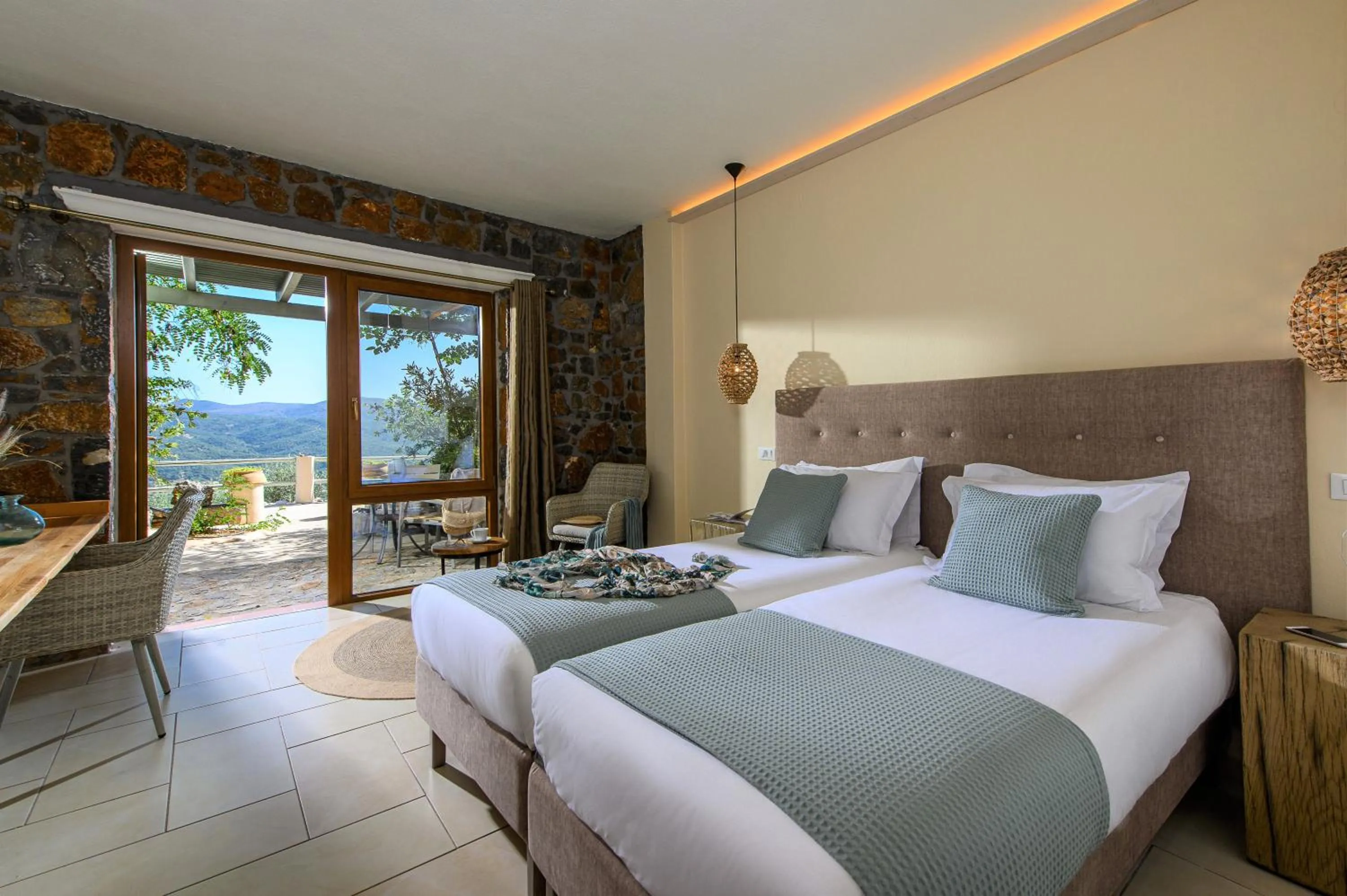 Balcony/Terrace, Bed in Country Hotel Velani