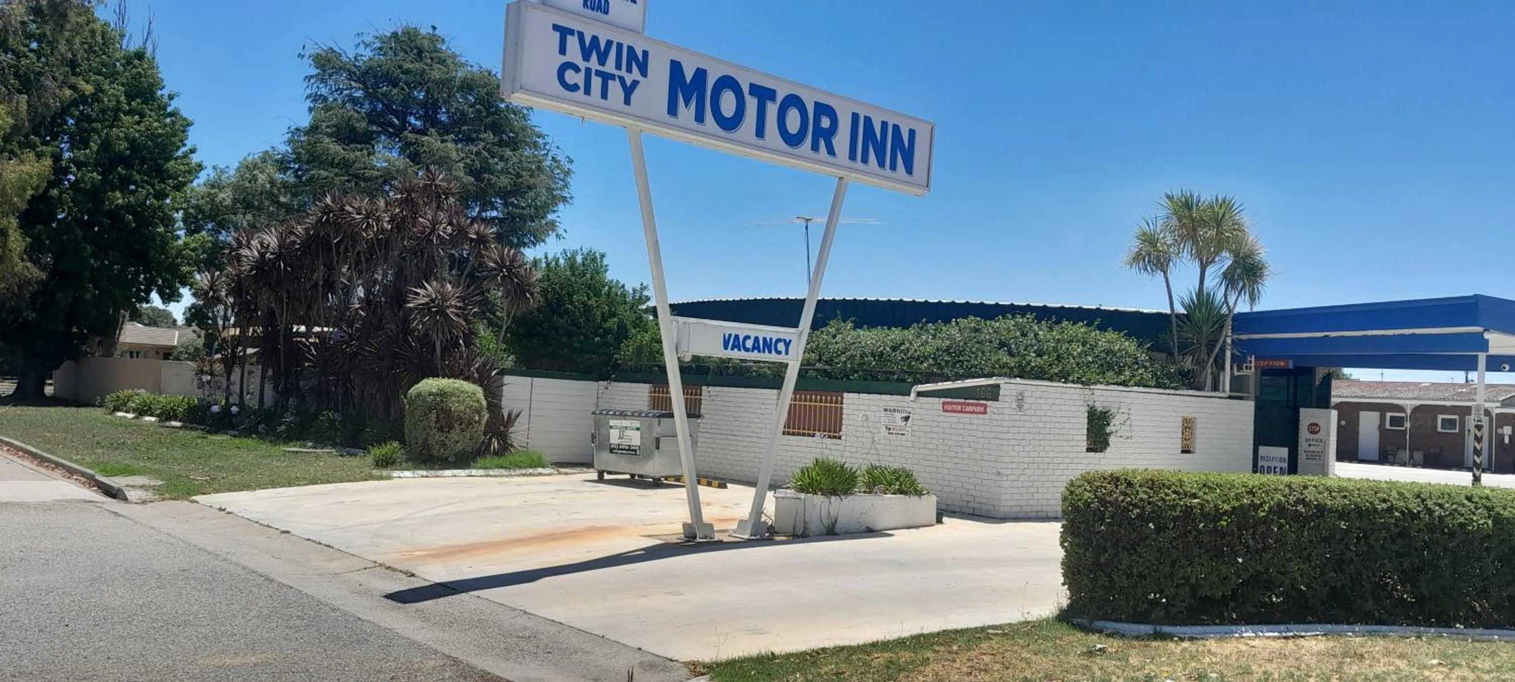 Facade/entrance in Twin City Motor Inn