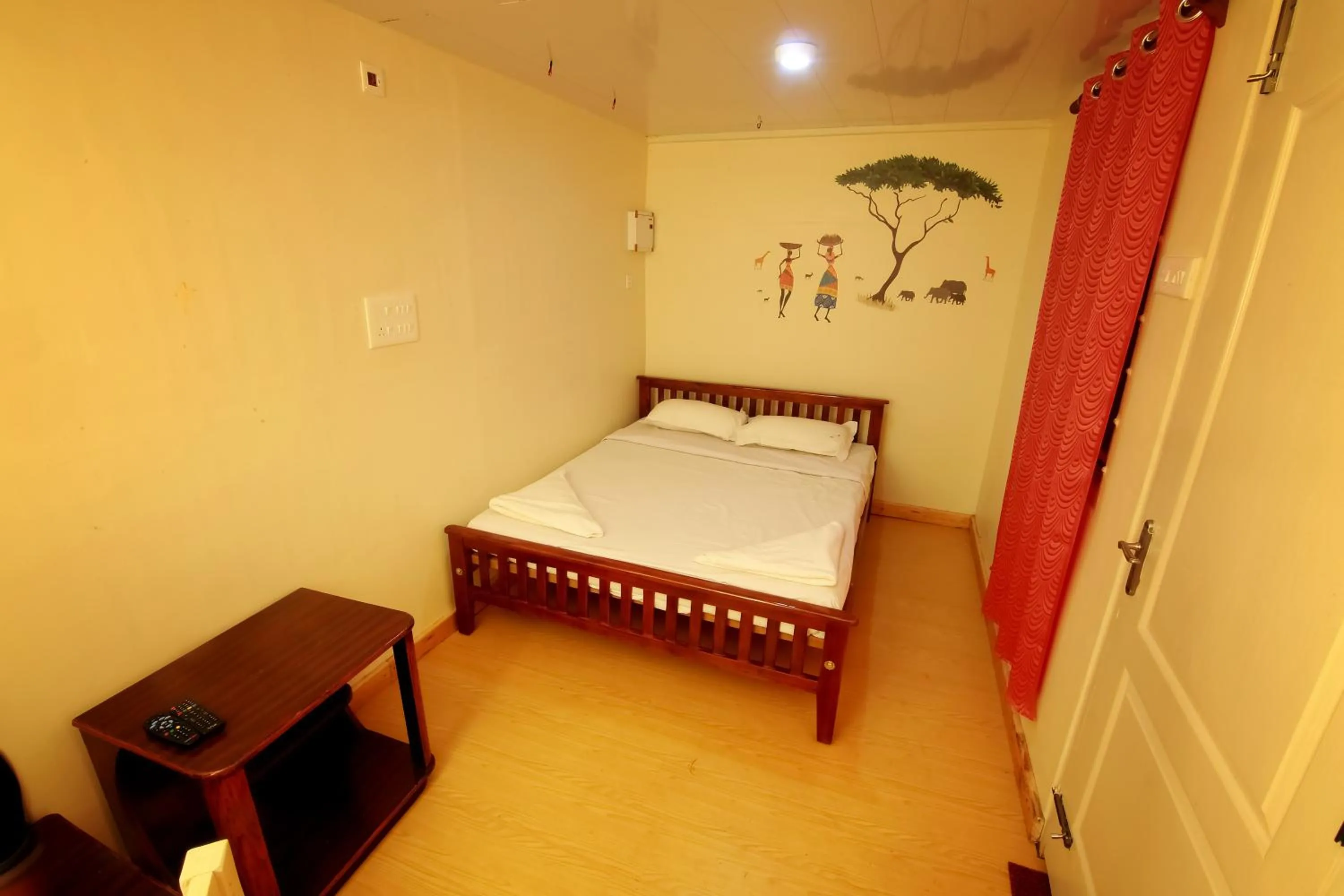 Bedroom, Bed in The Pear County
