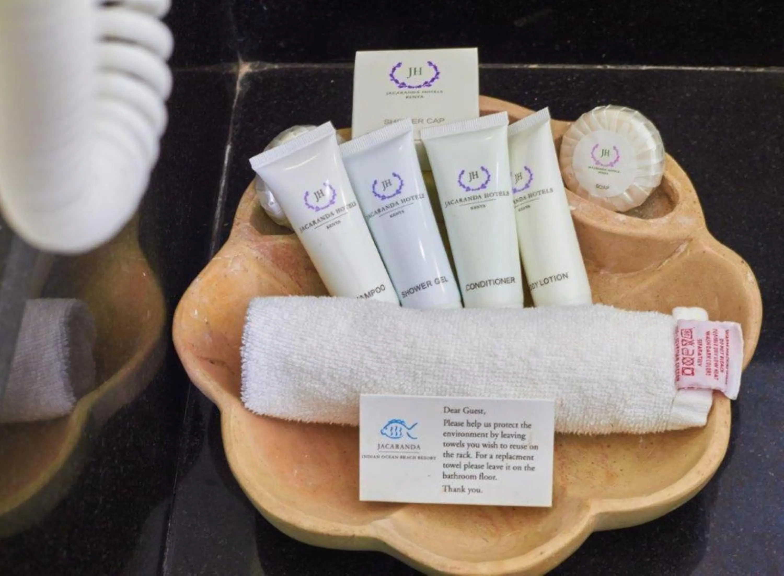 Bathroom in Jacaranda Indian Ocean Beach Resort