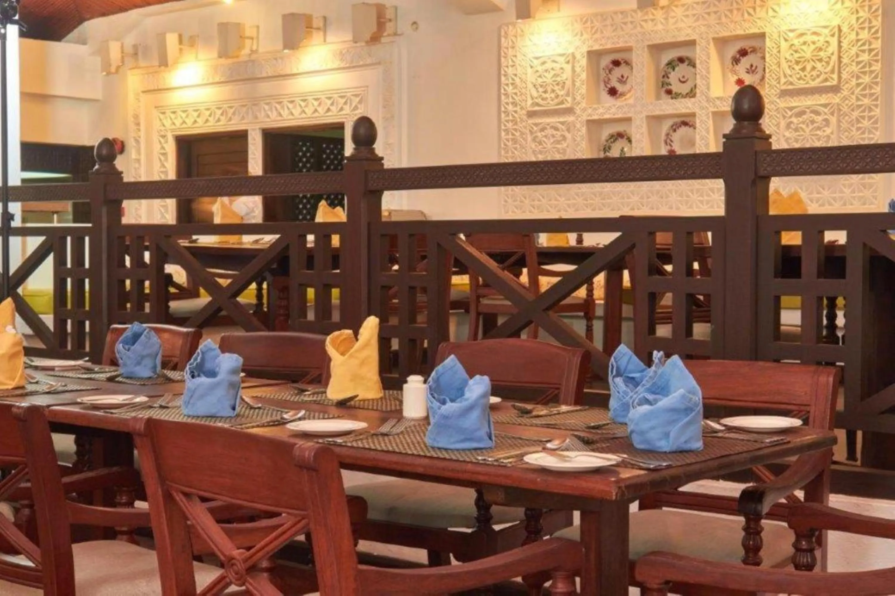 Restaurant/places to eat in Jacaranda Indian Ocean Beach Resort