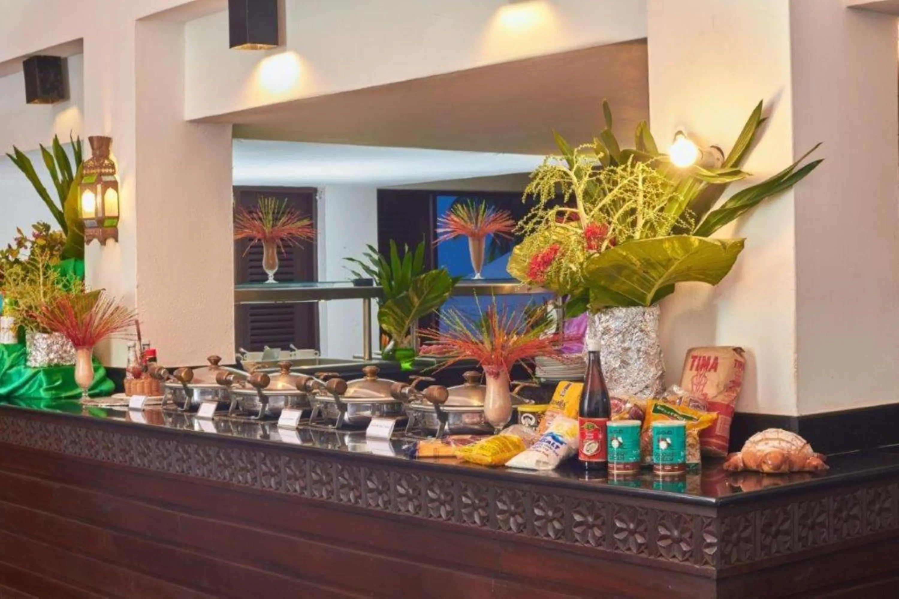 Restaurant/places to eat in Jacaranda Indian Ocean Beach Resort