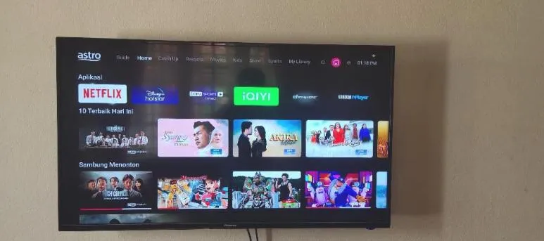 TV and multimedia in MJ Homestay Kota Bharu