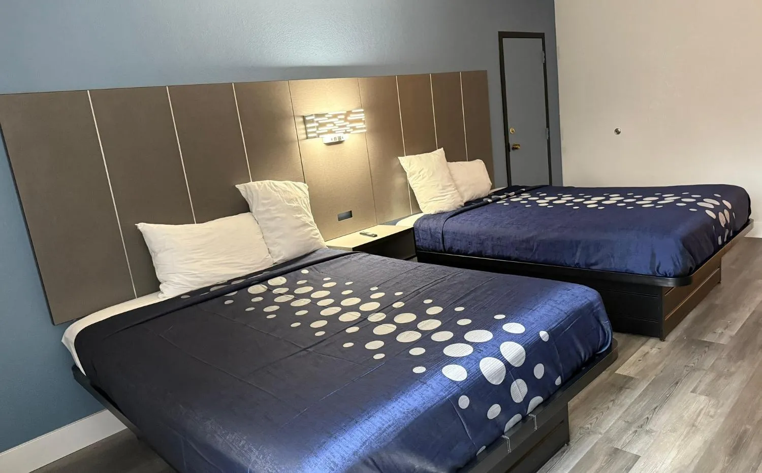 Photo of the whole room, Bed in Coratel Inn and Suites By Jasper Lacrosse