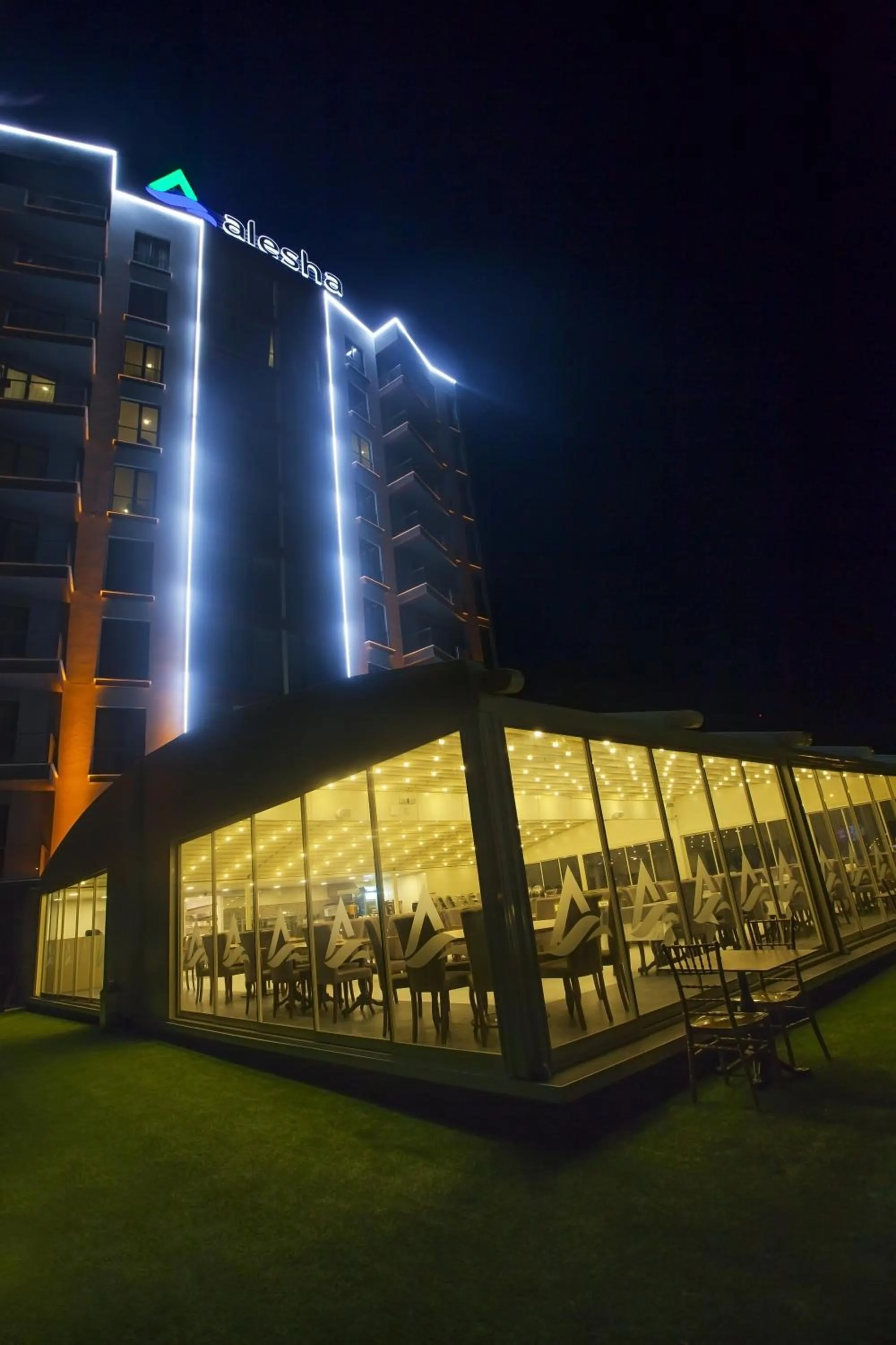 Garden in Alesha Suite Otel