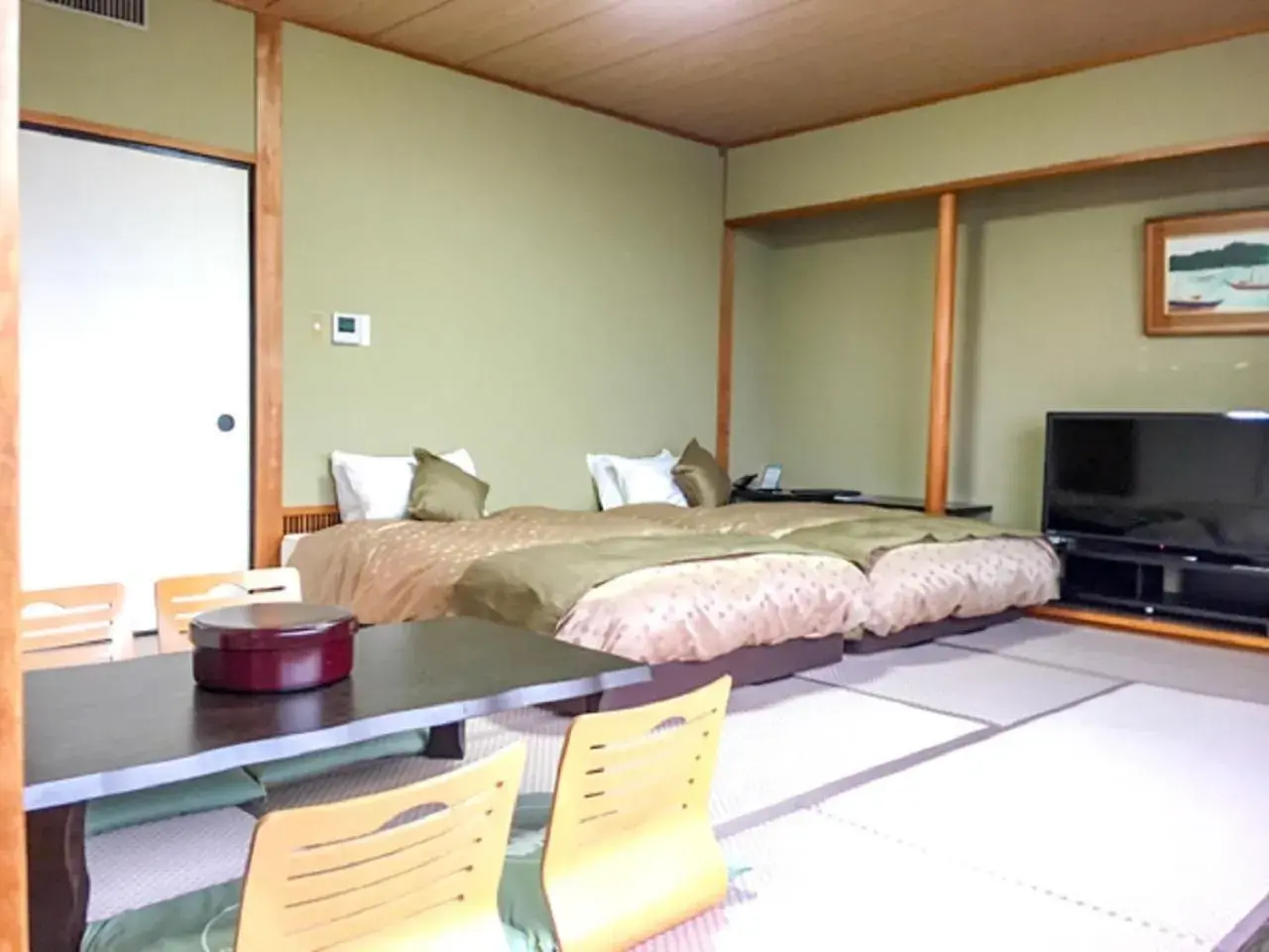 Traditional Twin Room with veranda - single occupancy - Non-Smoking in LiVEMAX RESORT Kaga Yamashiro Traditional Twin Room with veranda - single occupancy - Non-Smoking in LiVEMAX RESORT Kaga Yamashiro