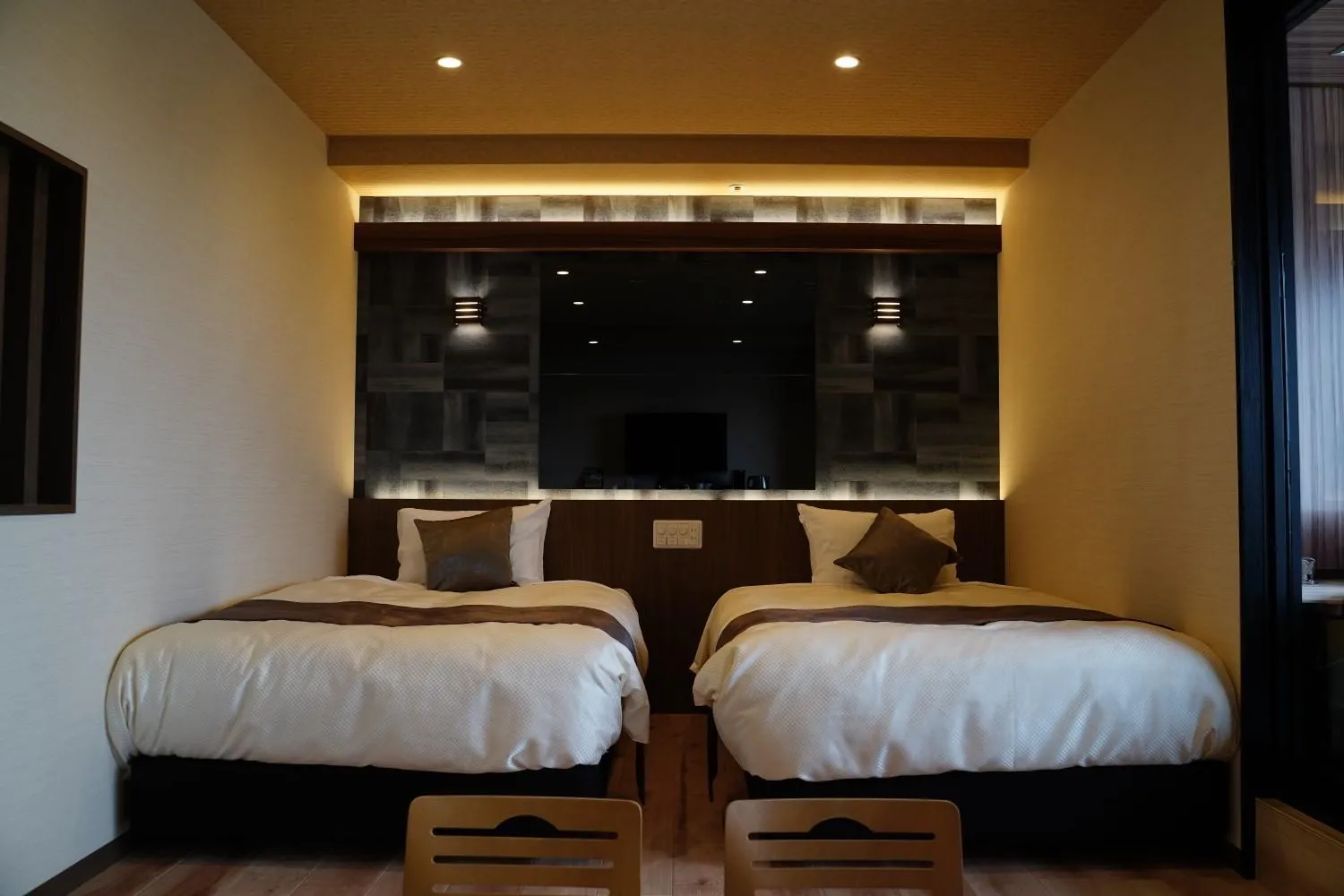 Bed in LiVEMAX RESORT Kaga Yamashiro