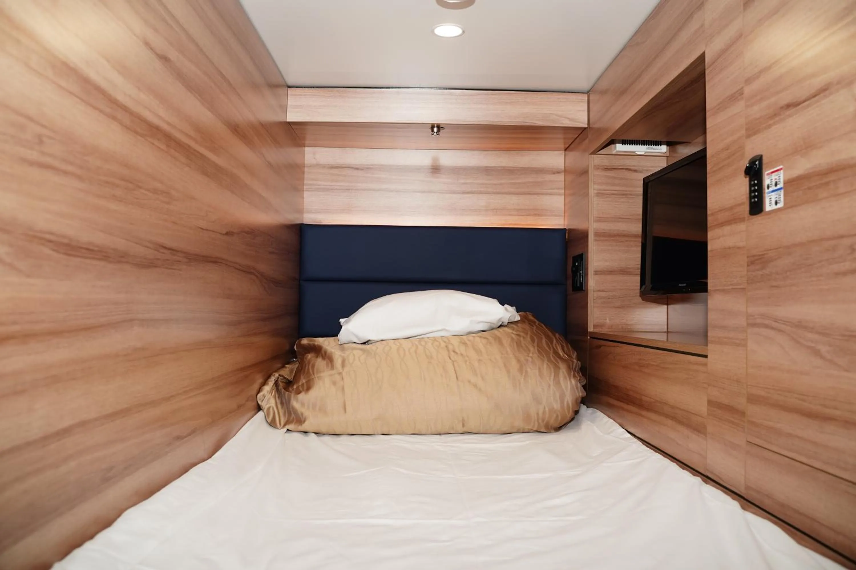 Bed in LiVEMAX RESORT Kaga Yamashiro