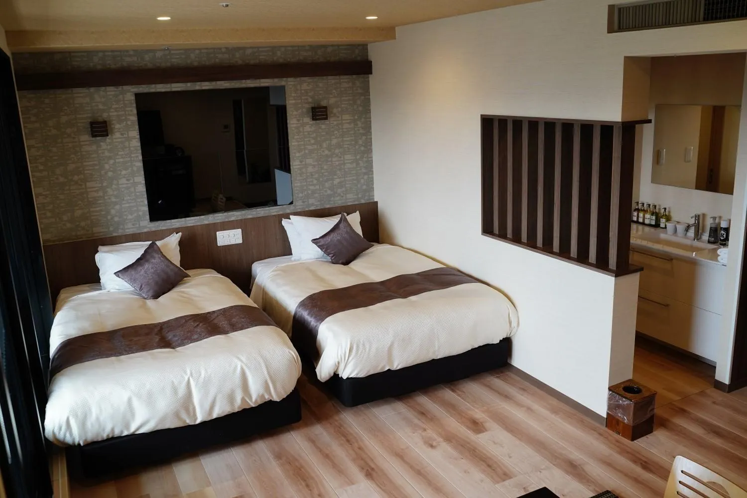 Bed in LiVEMAX RESORT Kaga Yamashiro