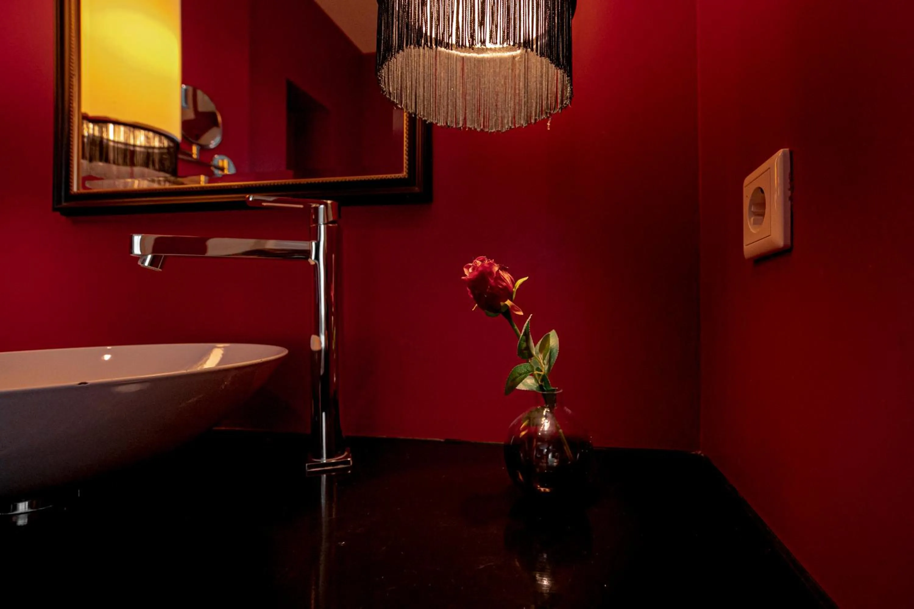 Bathroom in Le Theatre