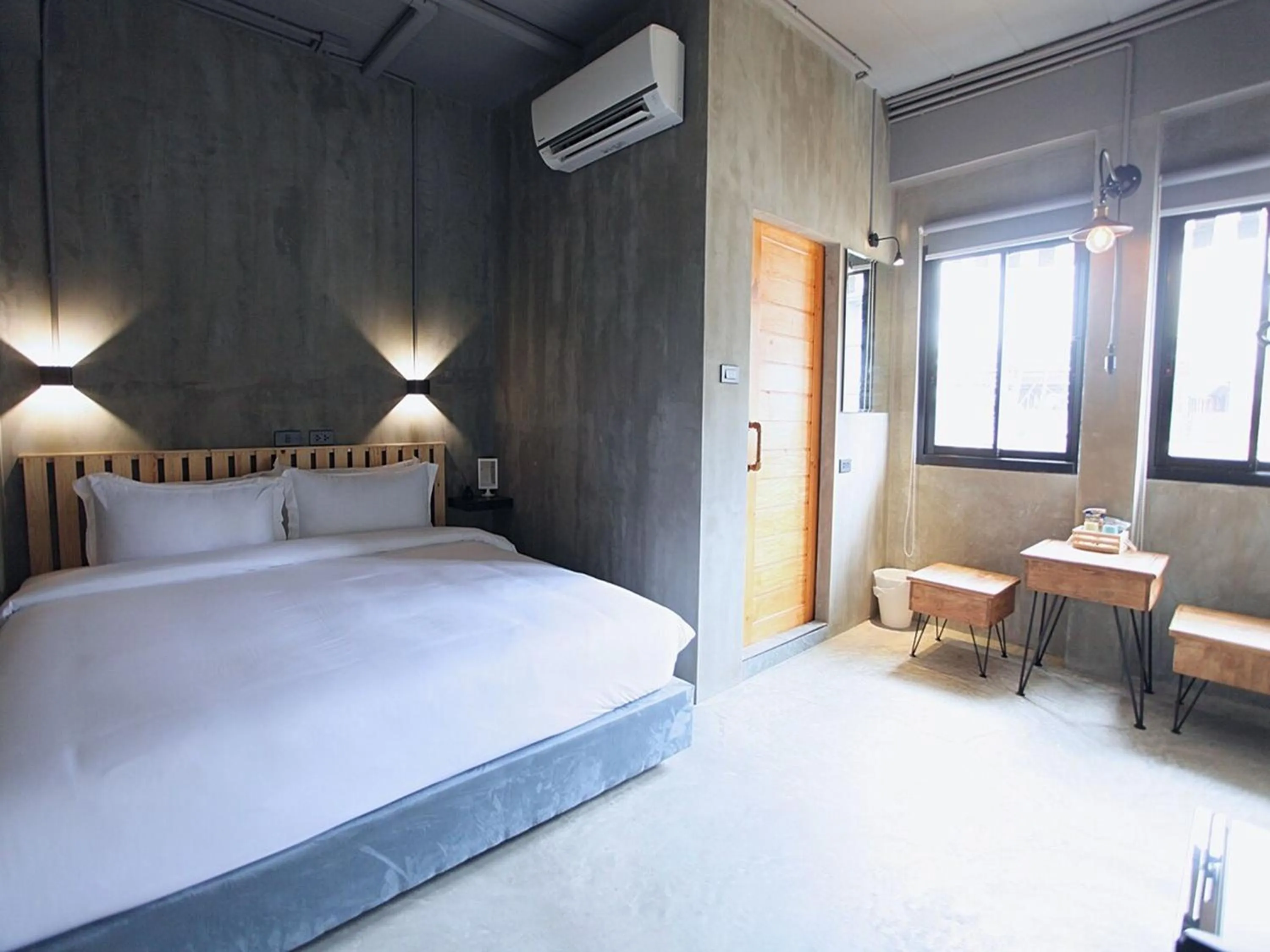 Bed in Sukhum Rajamangala-Phatthanakan Rooms