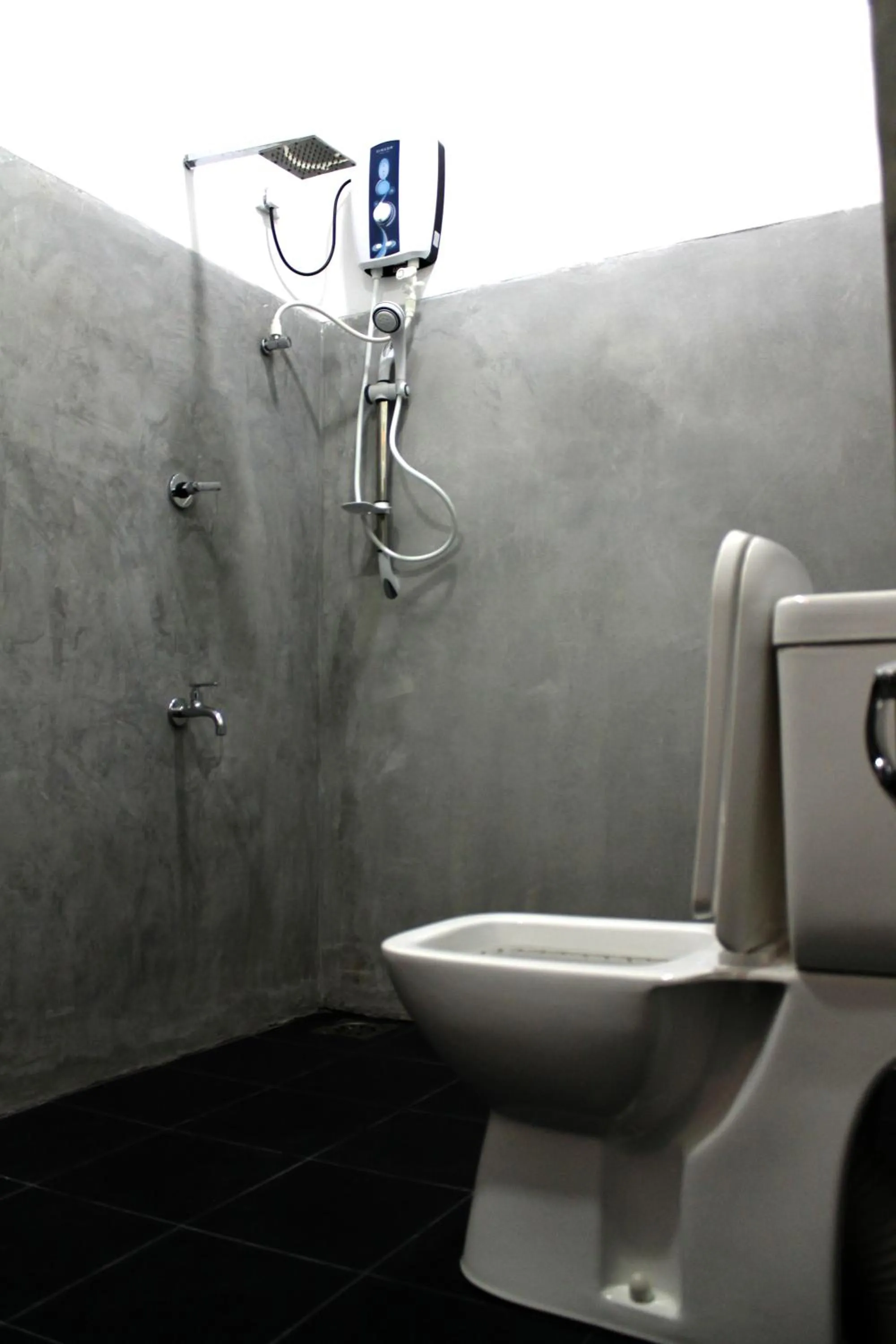 Bathroom in Ella Rock Land