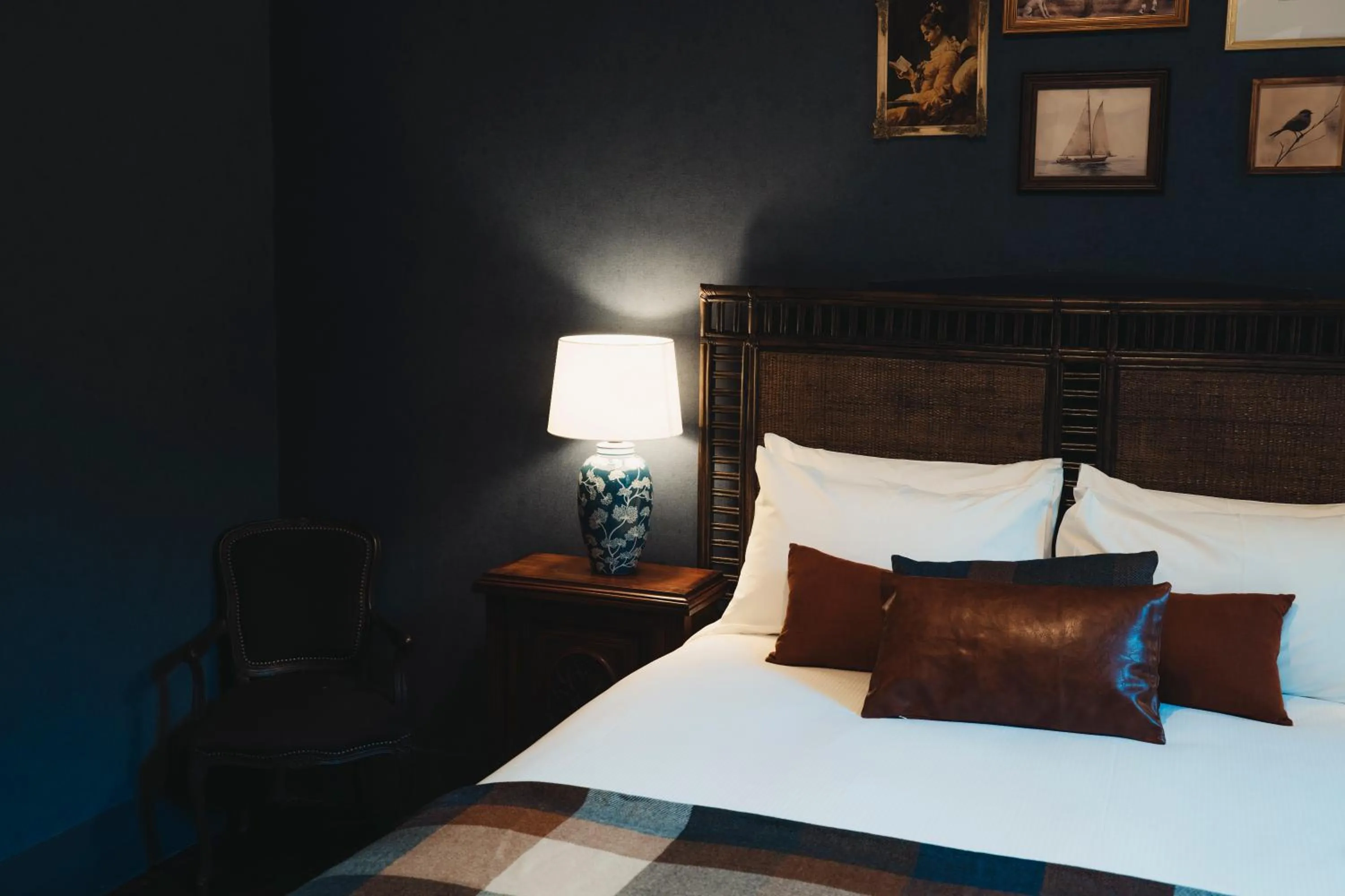 Bed in Dunedin House- Boutique Hotel