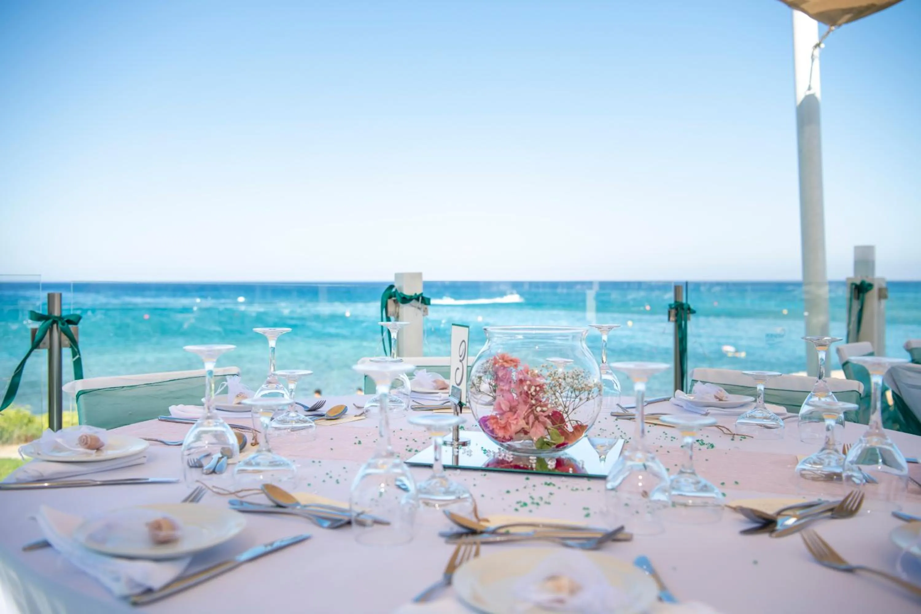 Restaurant/places to eat in Pernera Beach Hotel