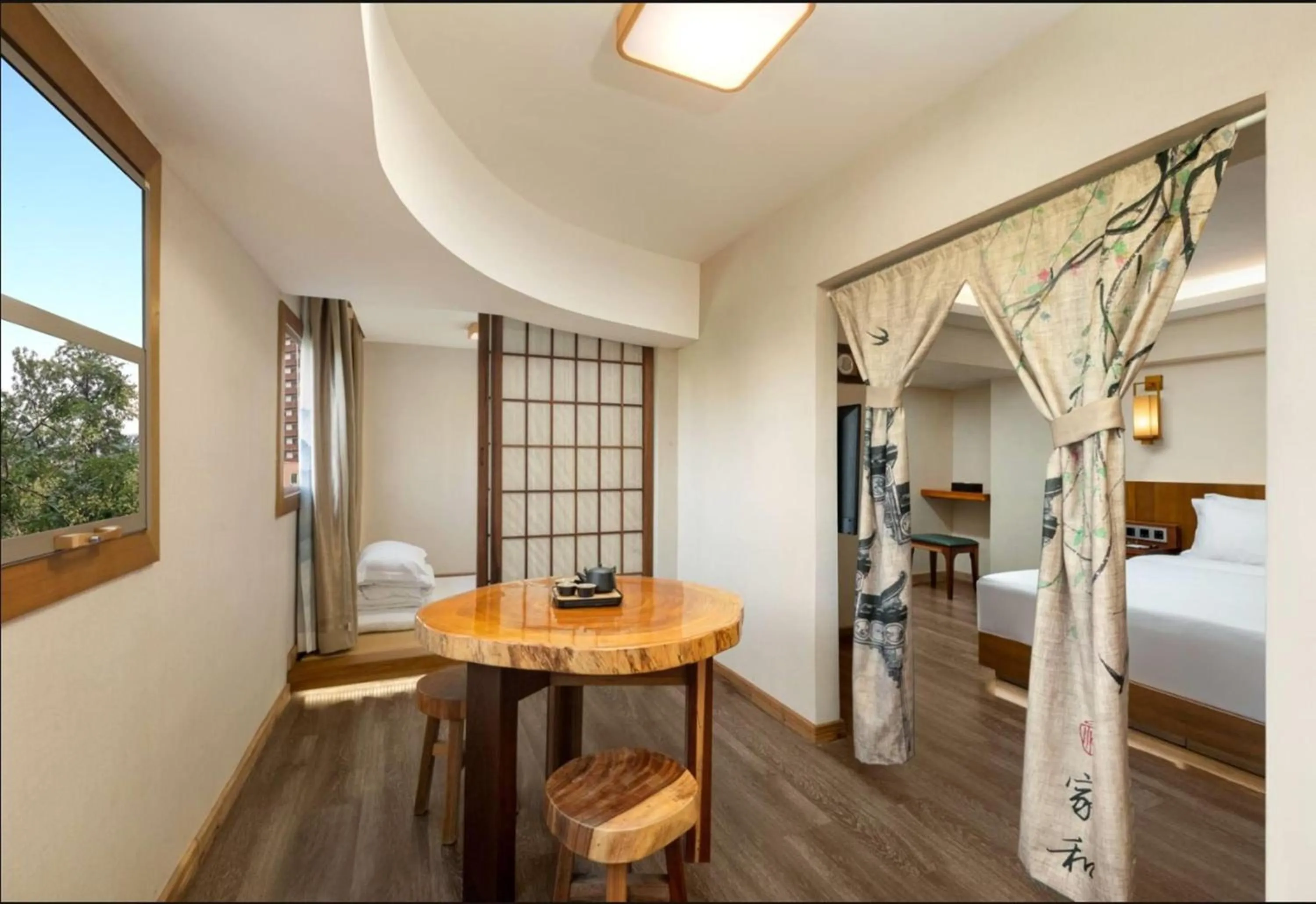 Photo of the whole room, Bed in Days Hotel by Wyndham Chengdu Renmin South Road