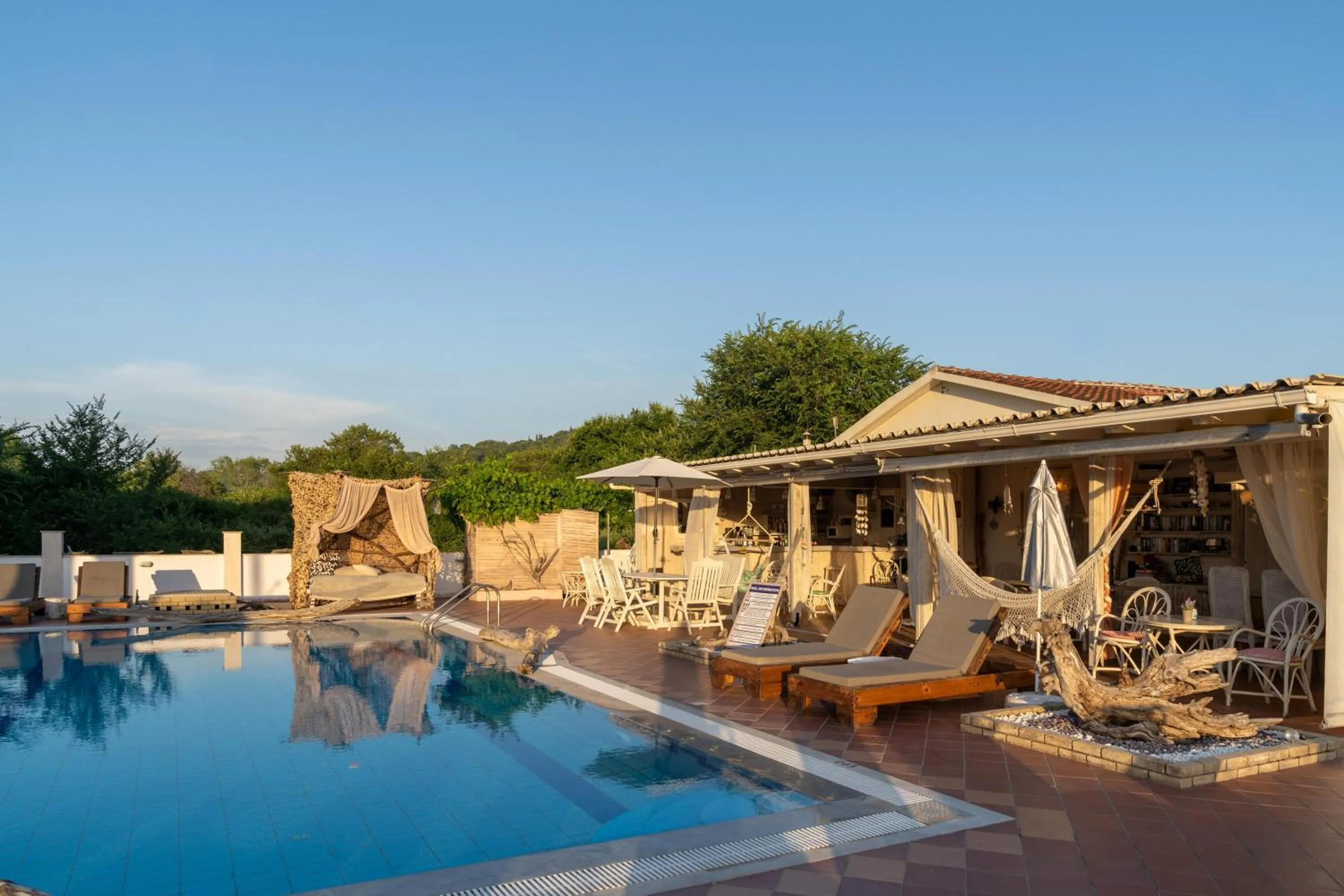 Swimming pool in Villa Del Sol Corfu