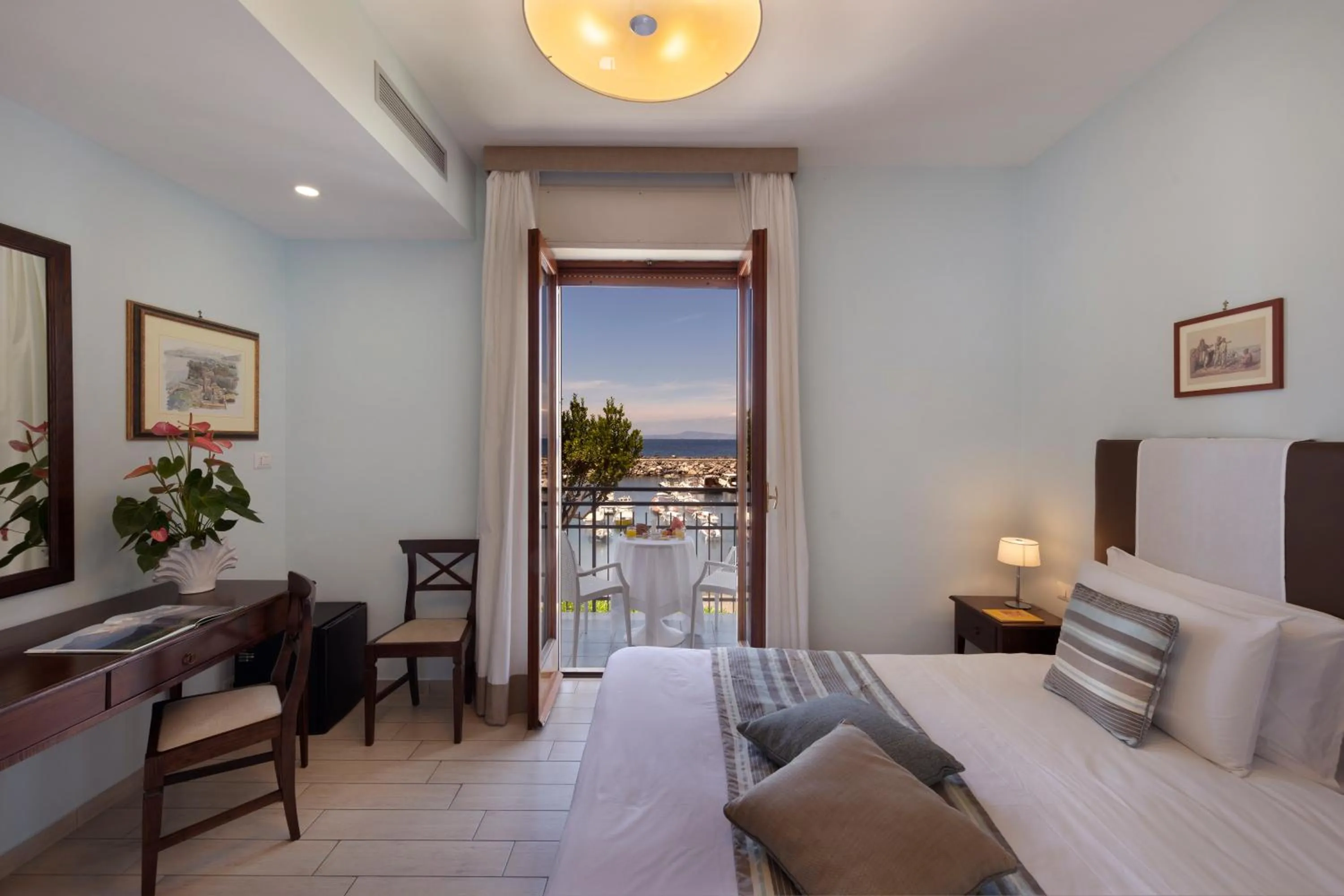 Bed in Sea Breeze Residence