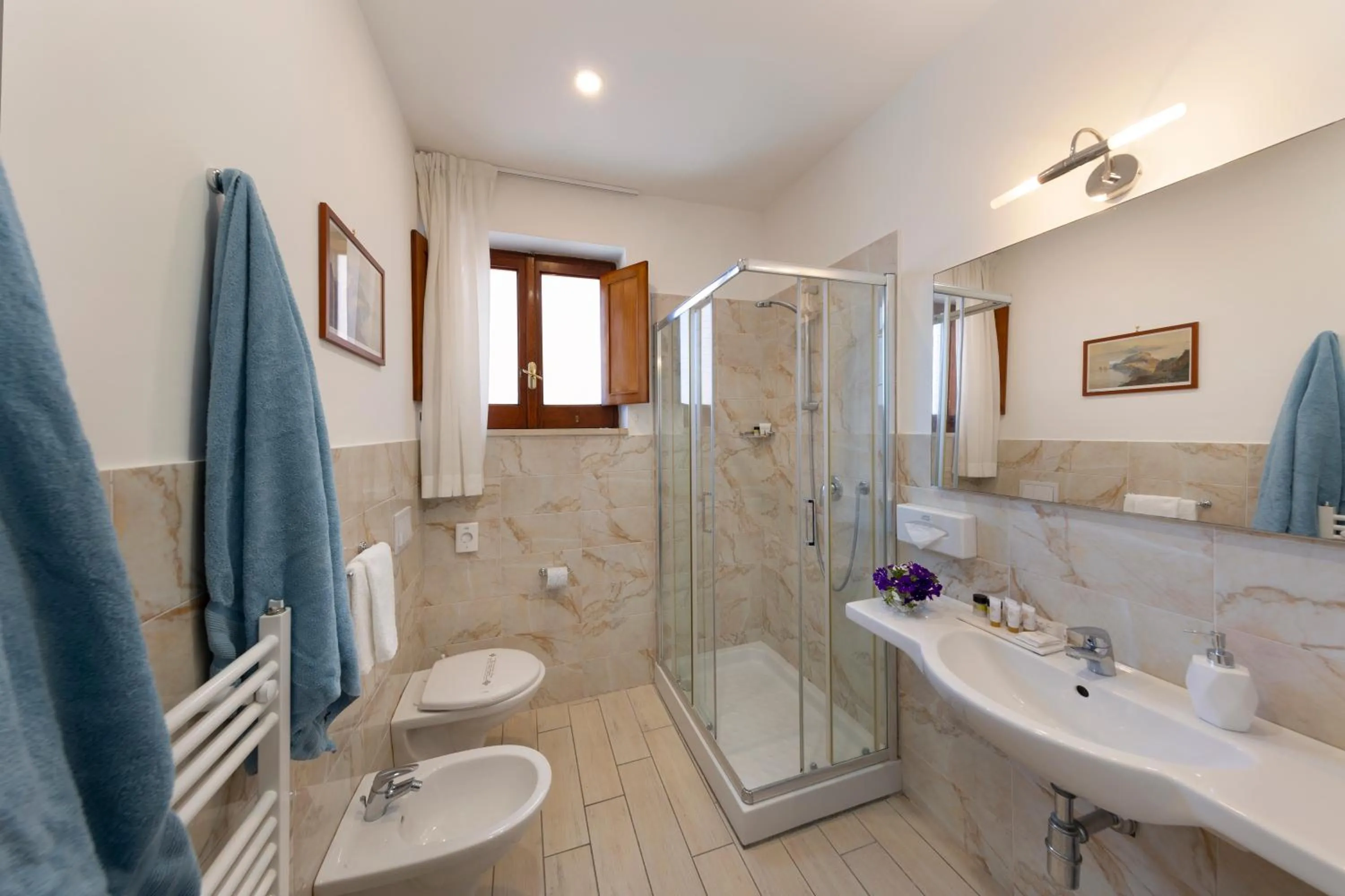 Shower in Sea Breeze Residence