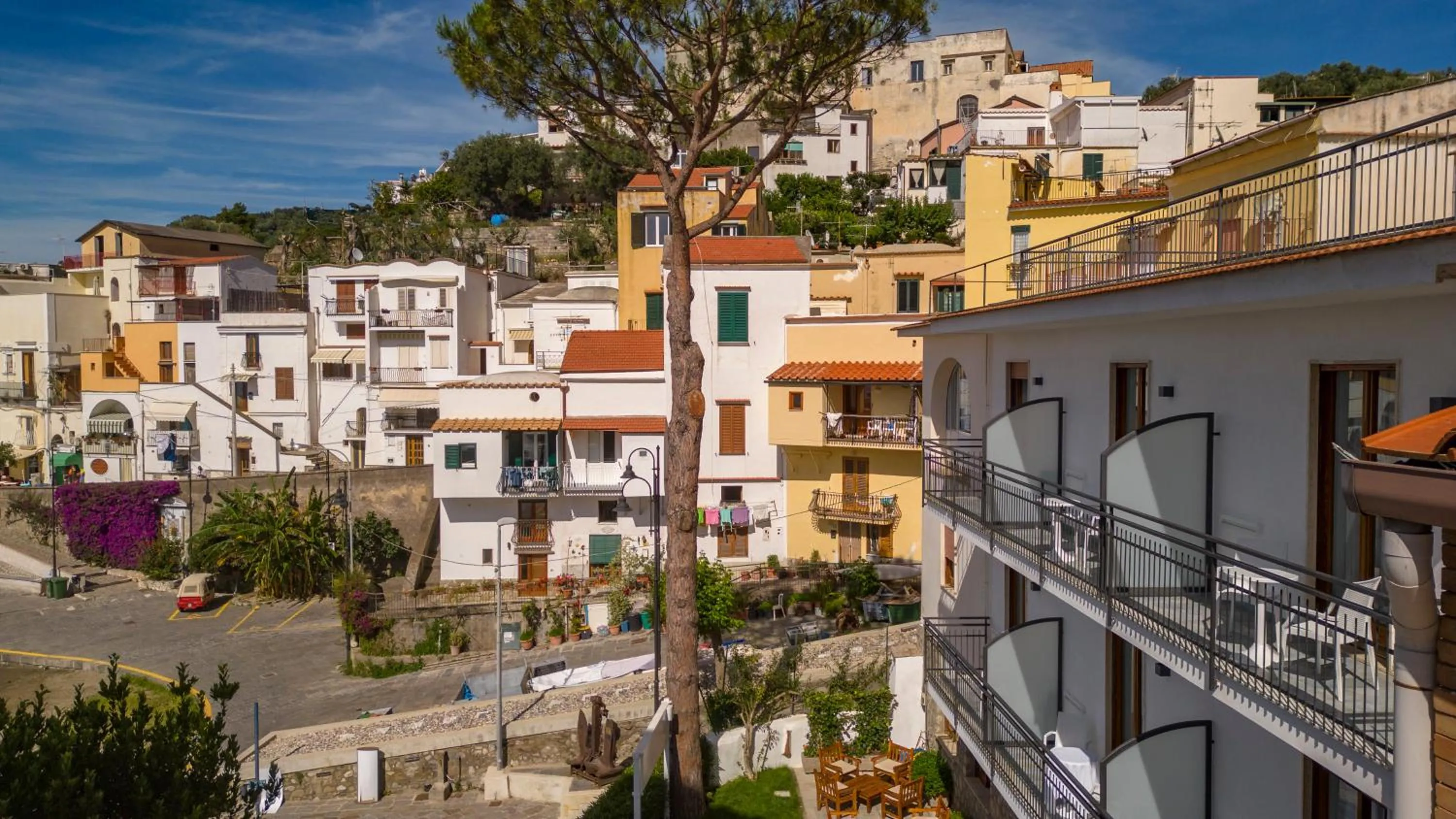 Neighbourhood in Sea Breeze Residence