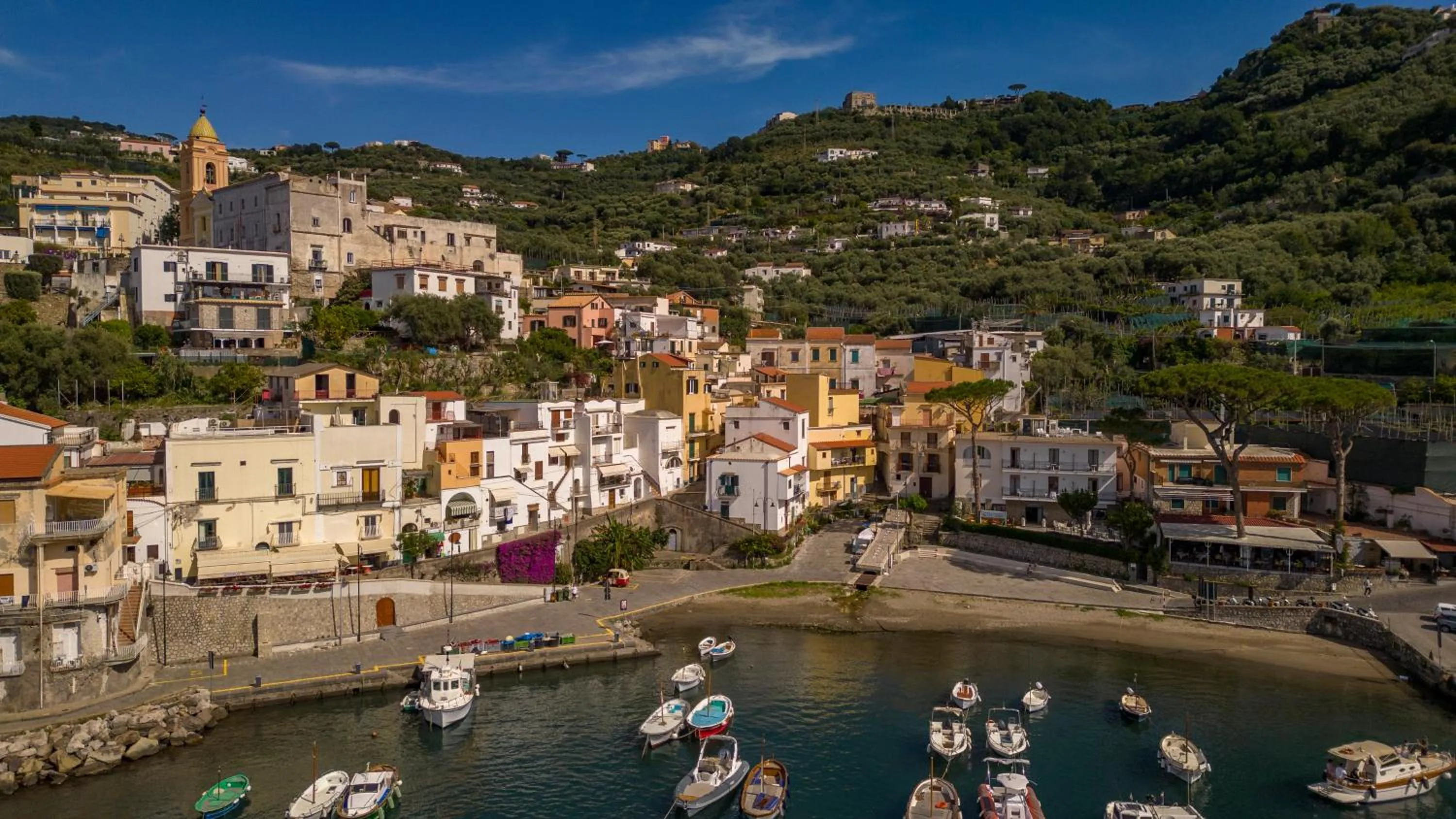 Neighbourhood in Sea Breeze Residence