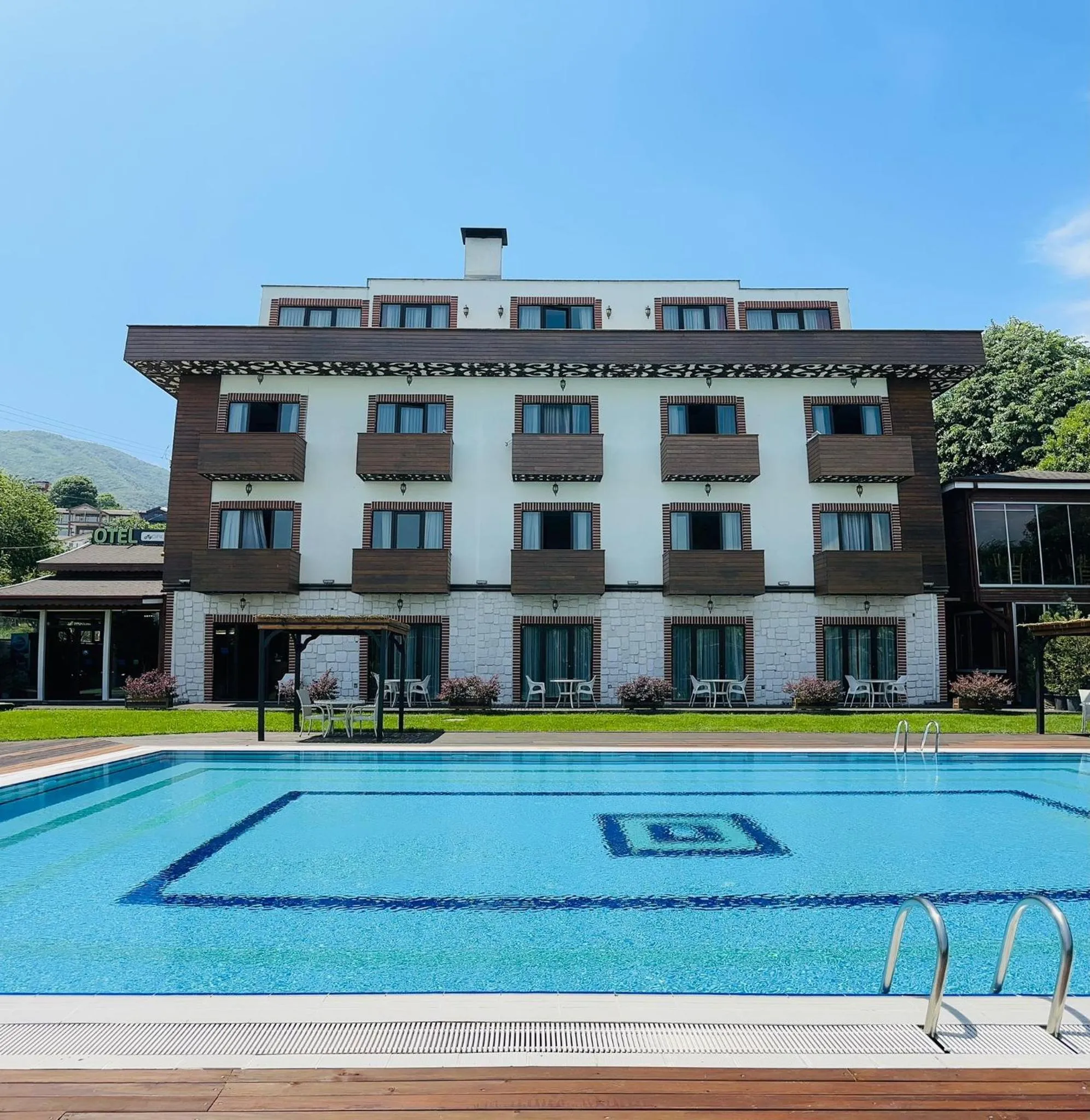 Day in My Green Boutique Hotel