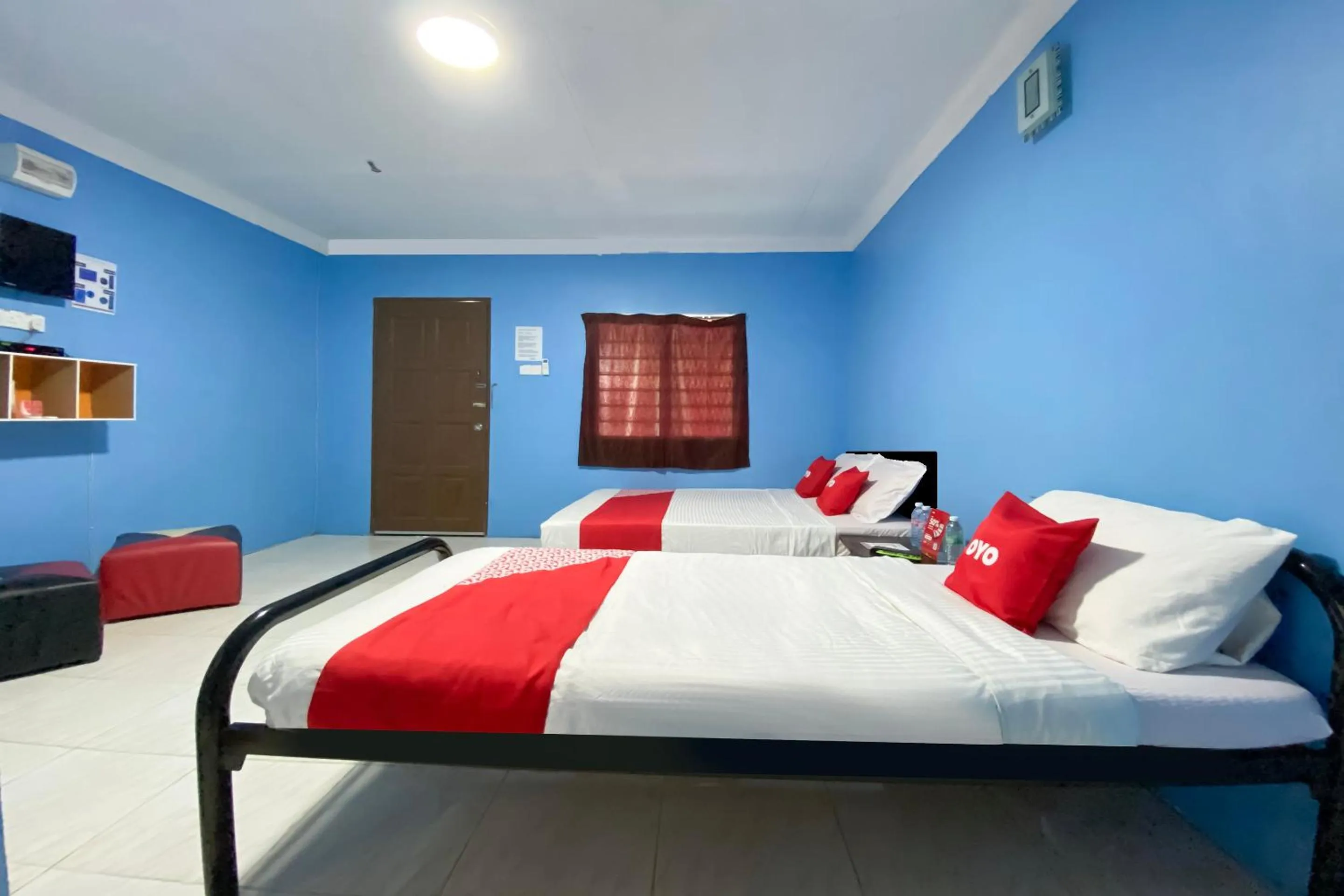 Photo of the whole room, Bed in Capital O 90168 Serambi Pelangi Chalet