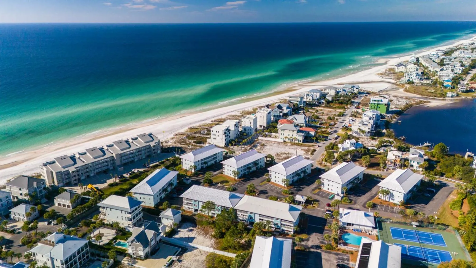 Property building in Beachside Villas 811