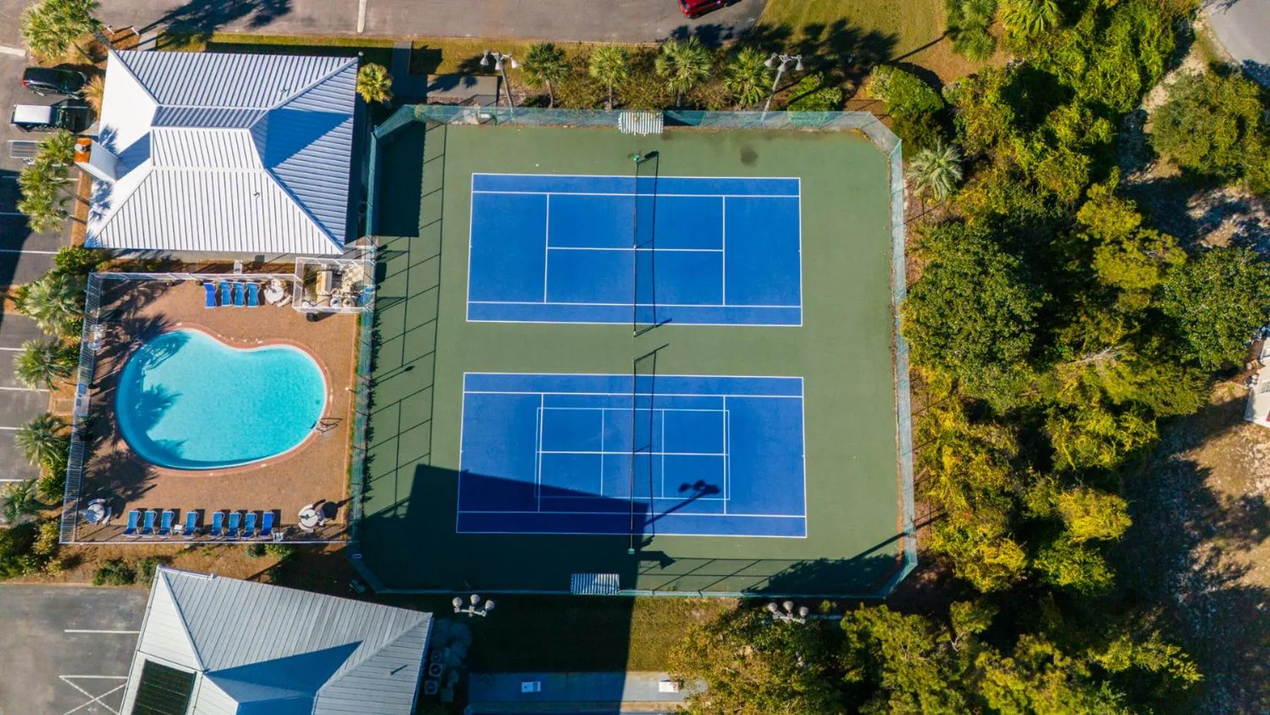 Sports in Beachside Villas 811