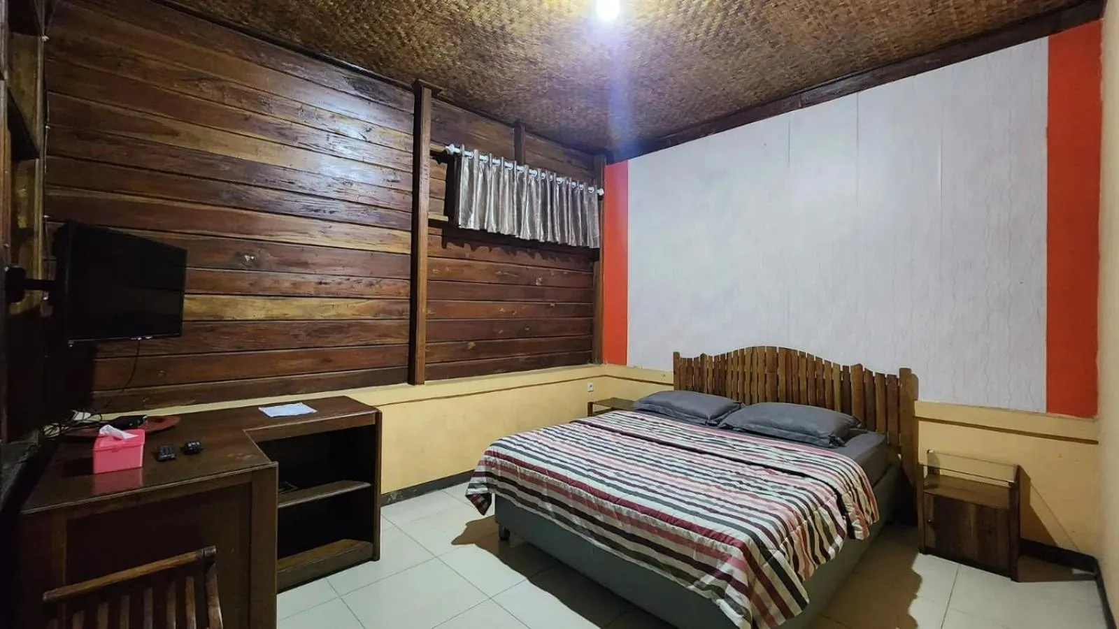 Property building in Nur Alam Hotel Lembang