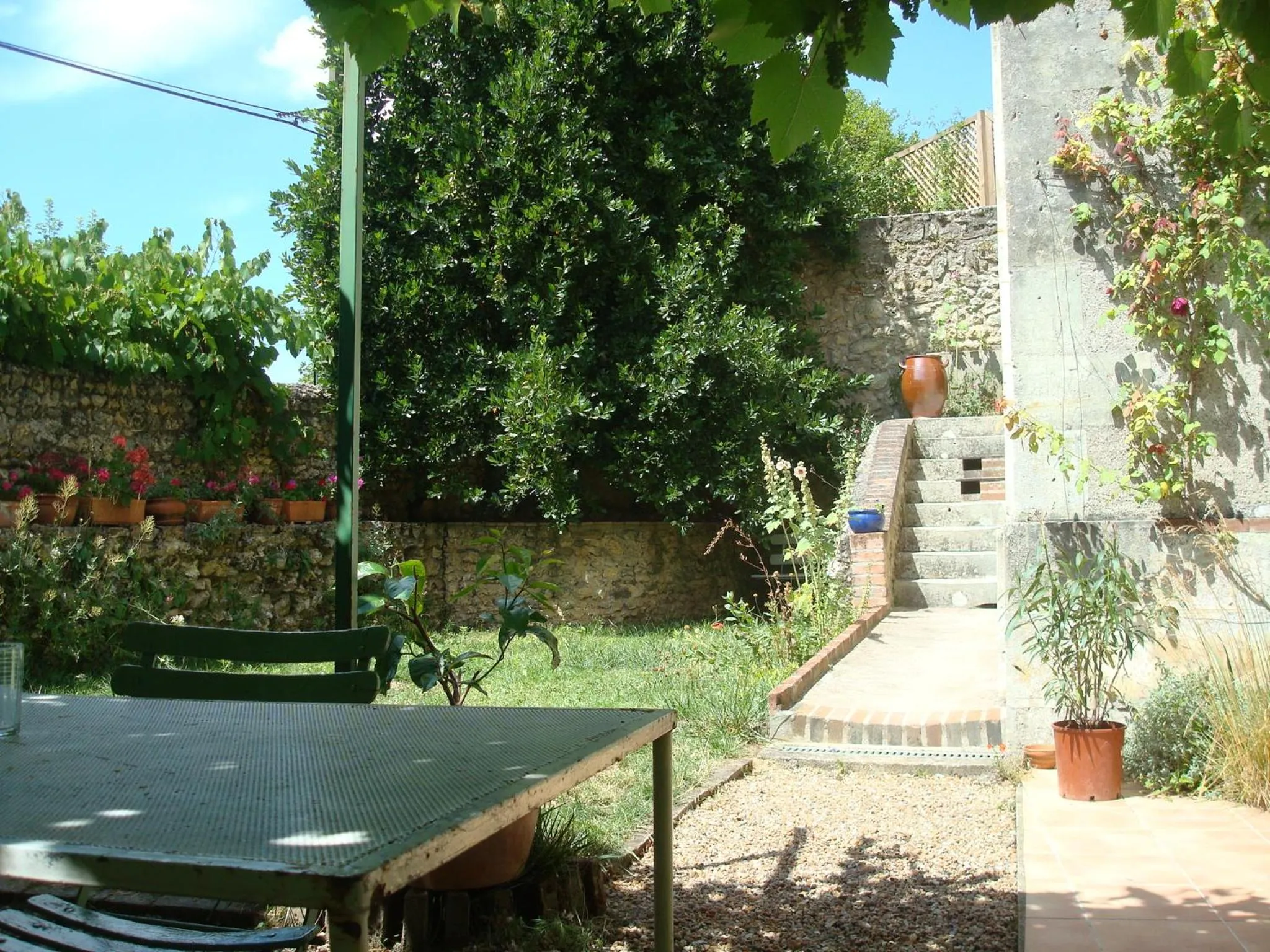 Garden in La Tonnelle de Vouvray