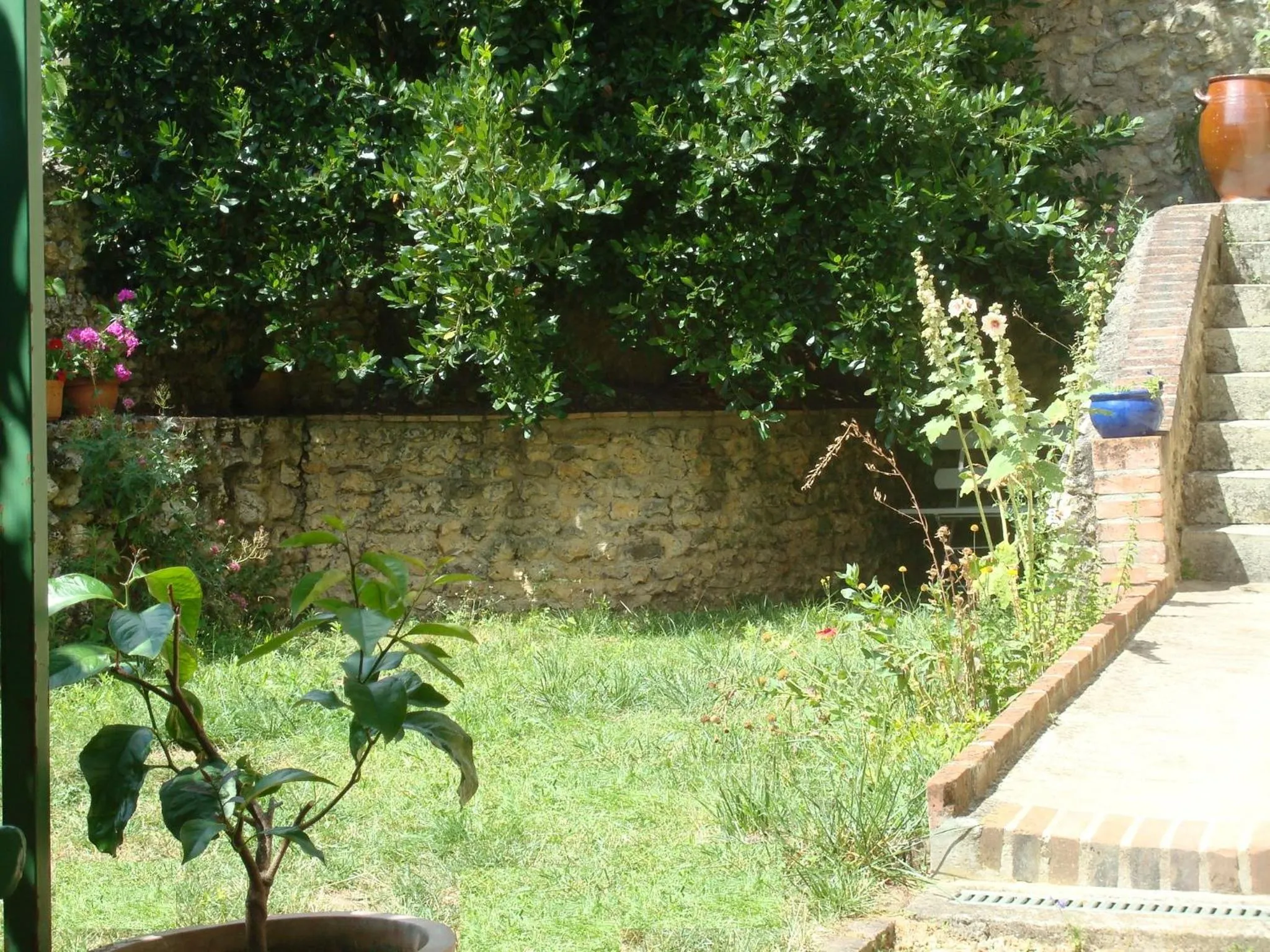 Garden in La Tonnelle de Vouvray