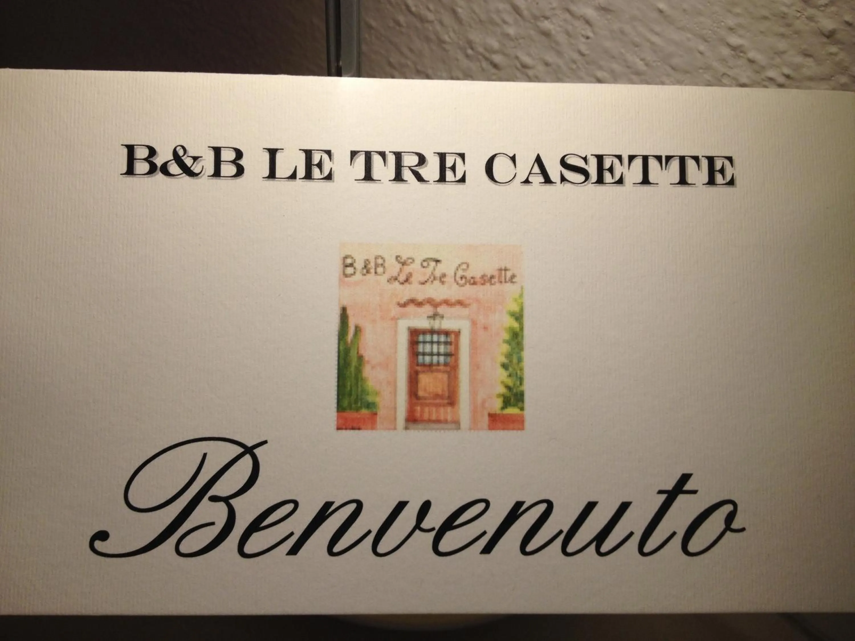 Property logo or sign in B&B Le Tre Casette