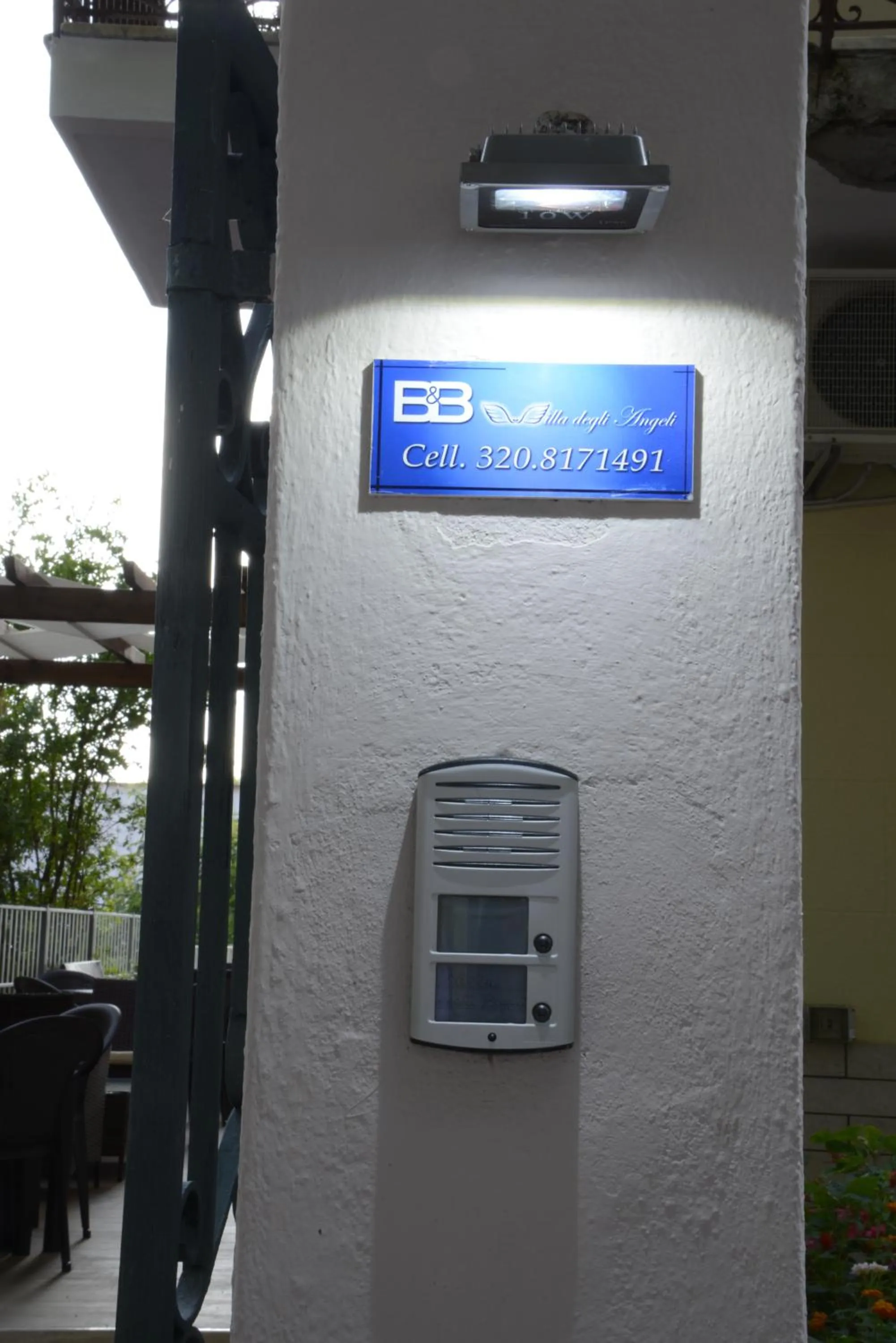 Decorative detail in B&B Villa degli Angeli