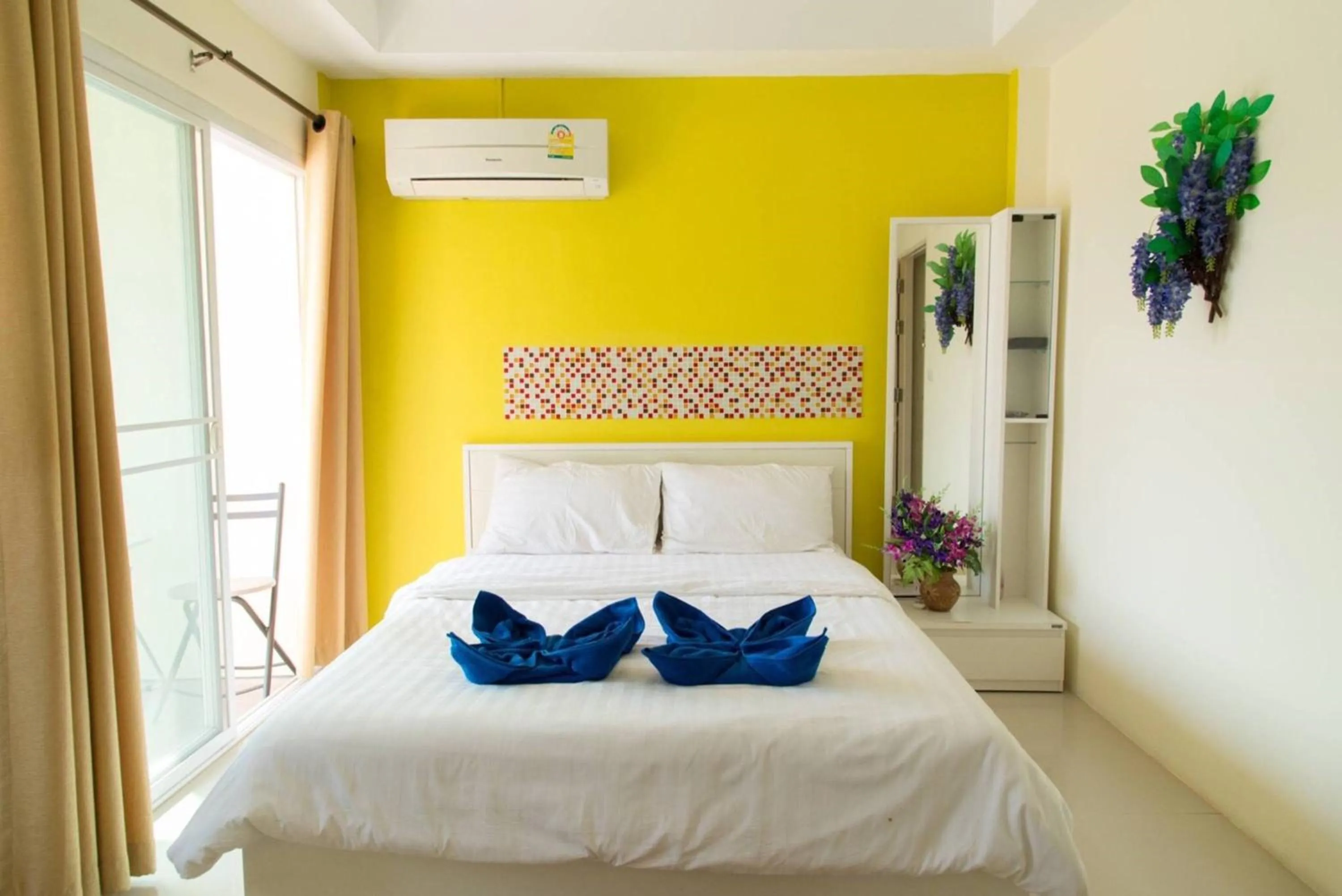 Bedroom, Bed in Lotus Suite Hua Hin