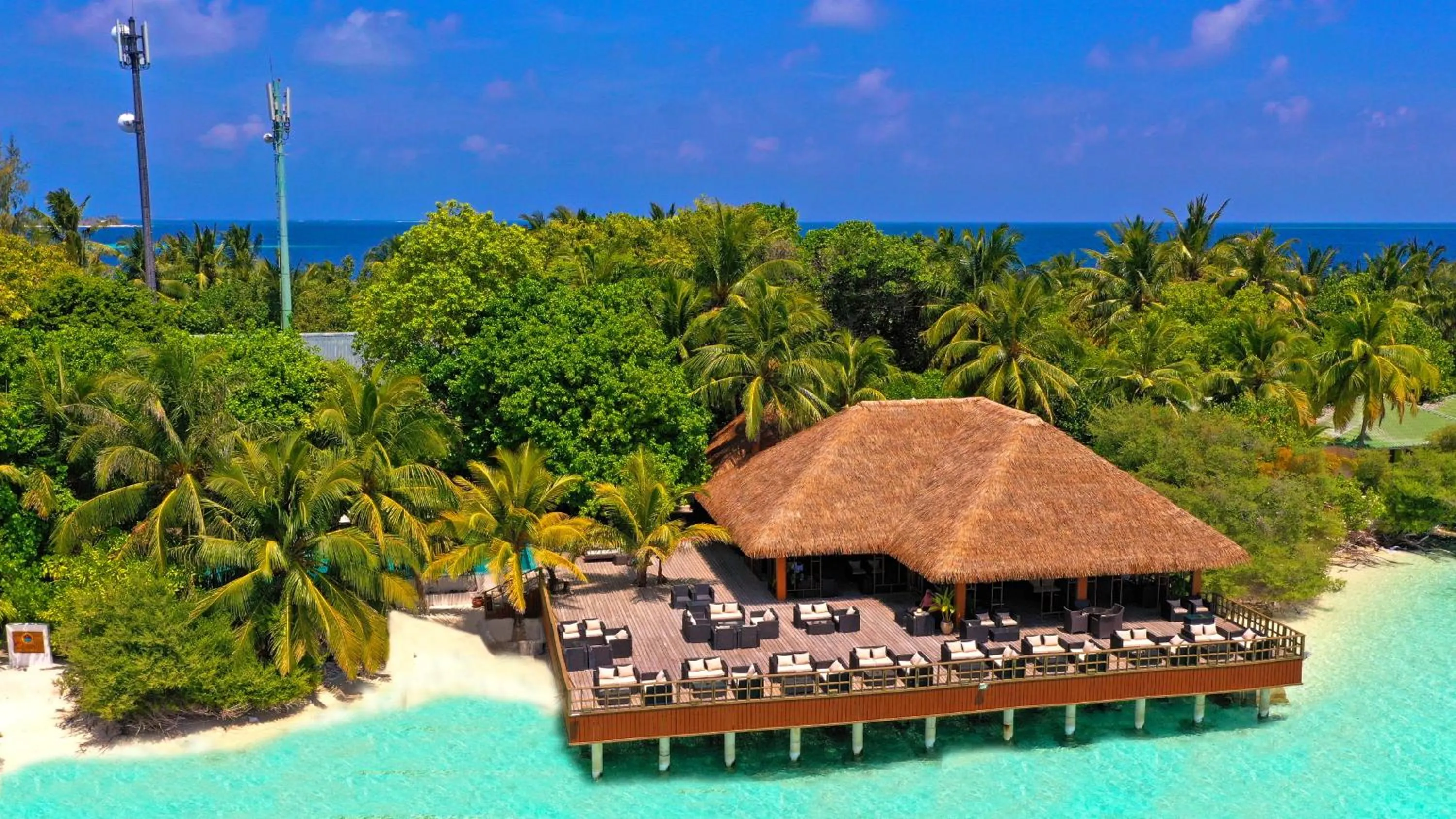 Bird's eye view in Eriyadu Island Resort