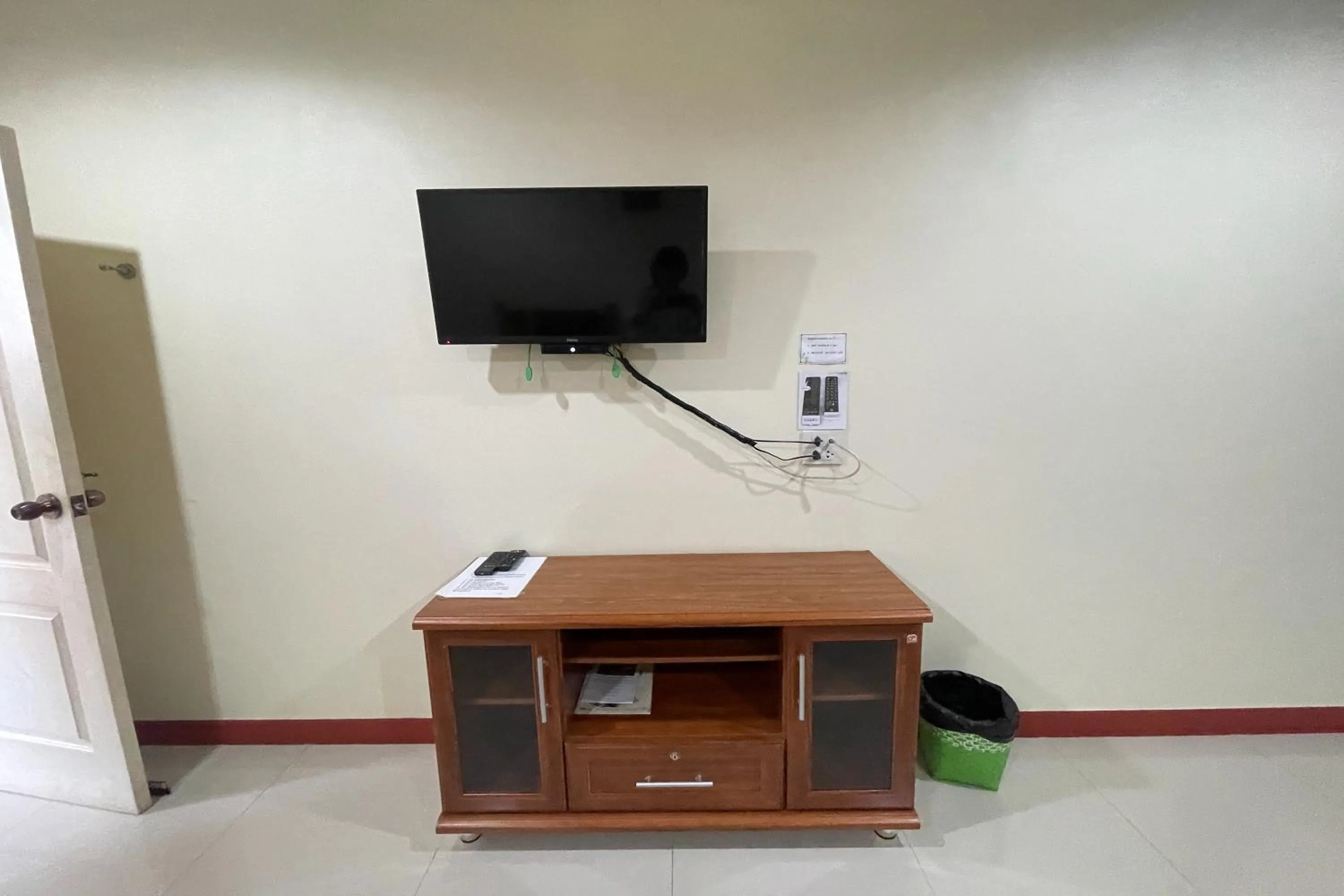 Bedroom in P&P Place