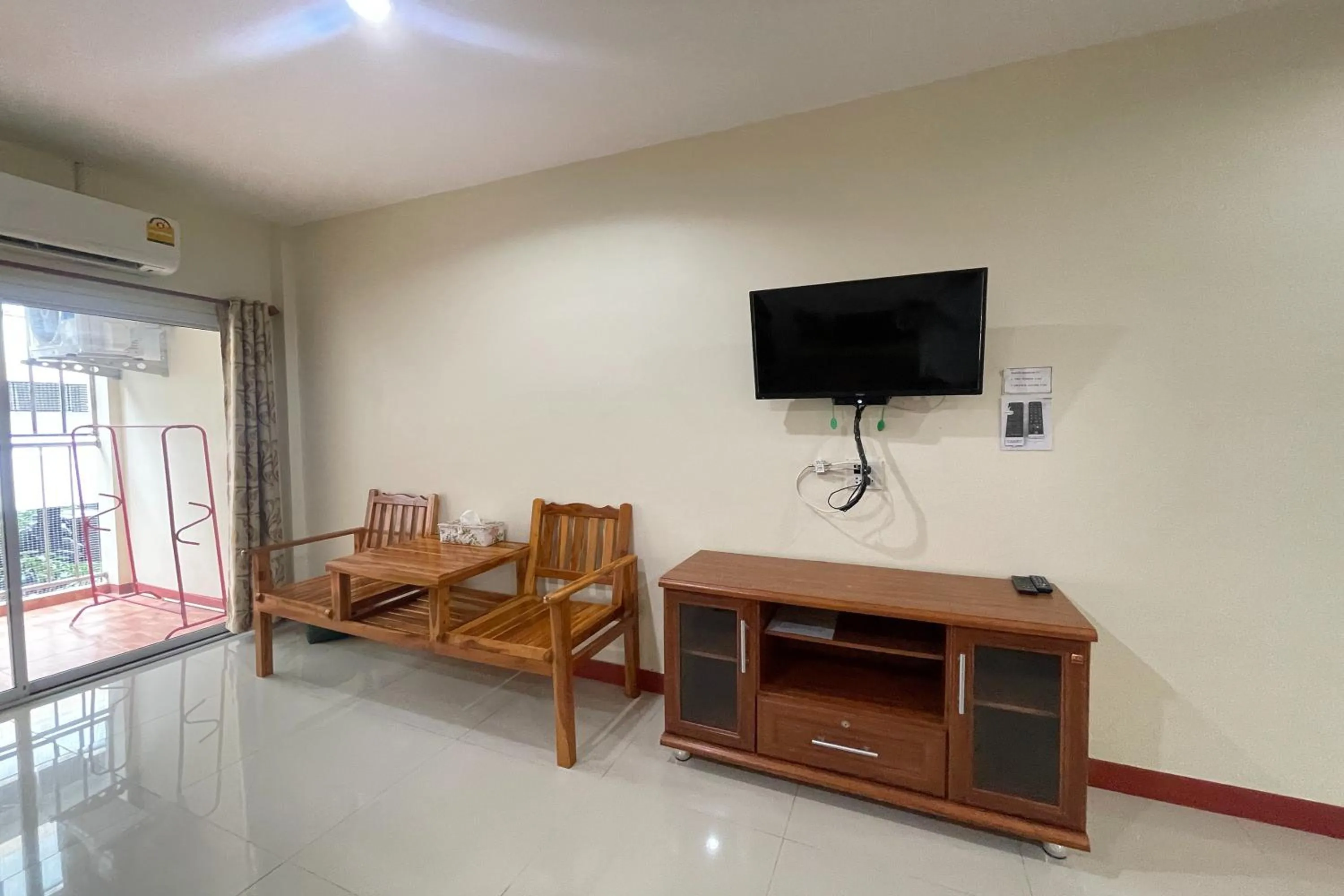 Bedroom in P&P Place