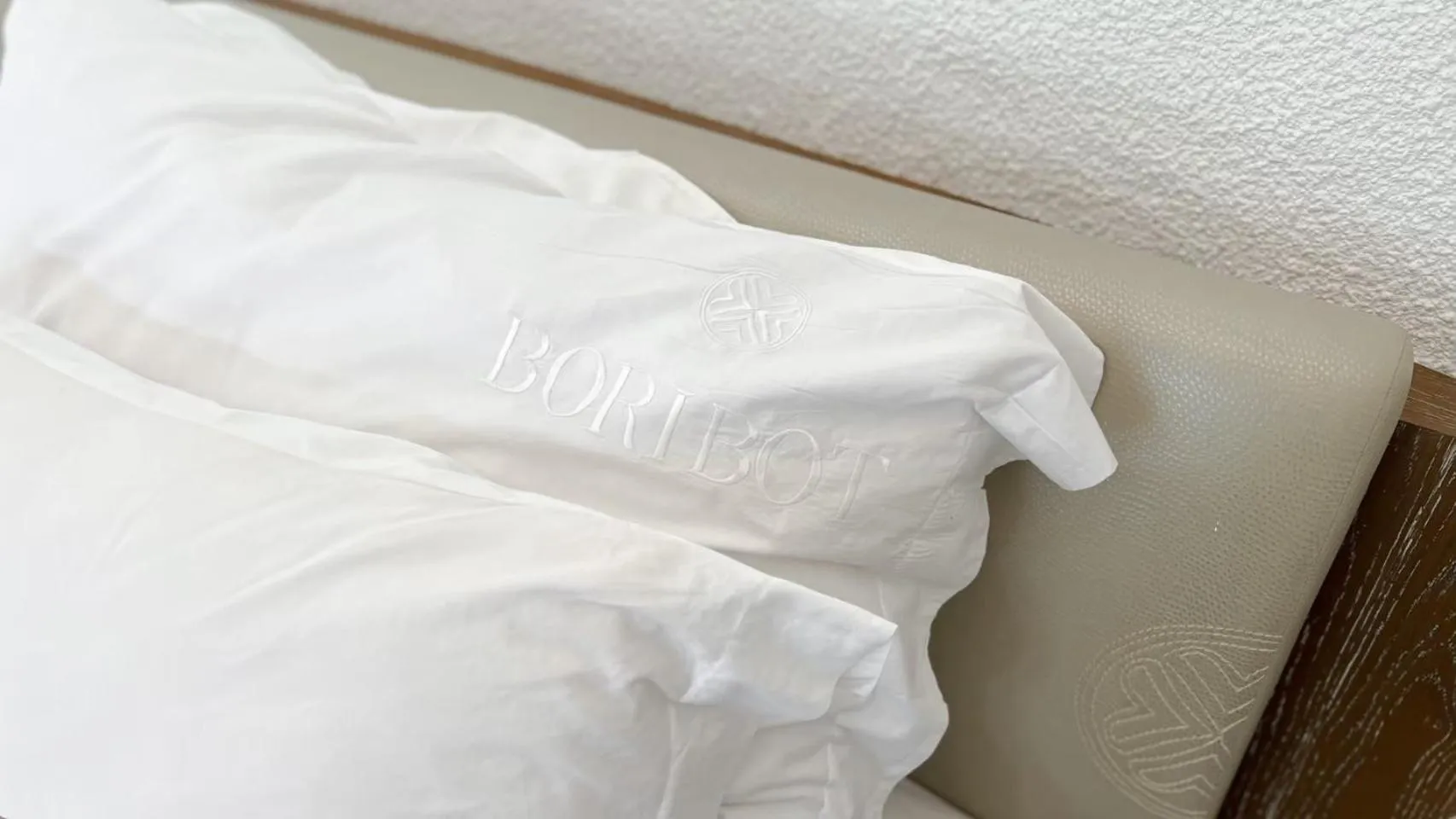 Bed in Boribot Pool Resort