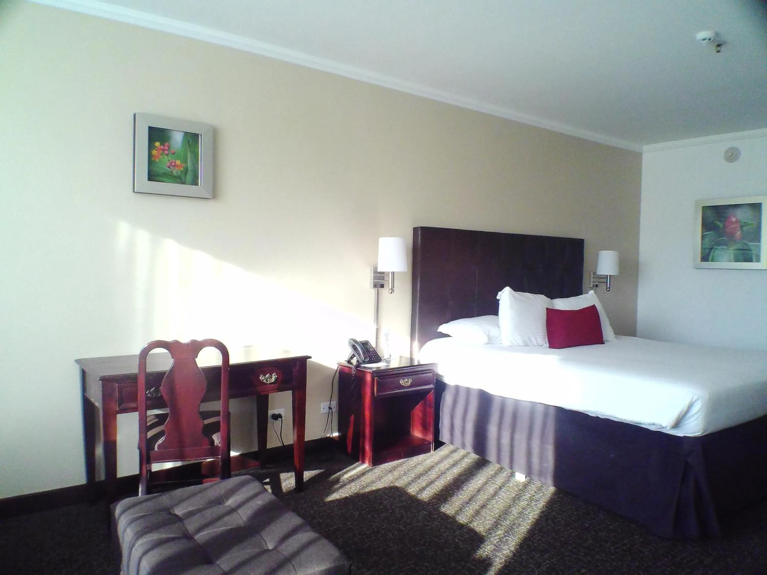 Bed in Taormina Hotel y Casino