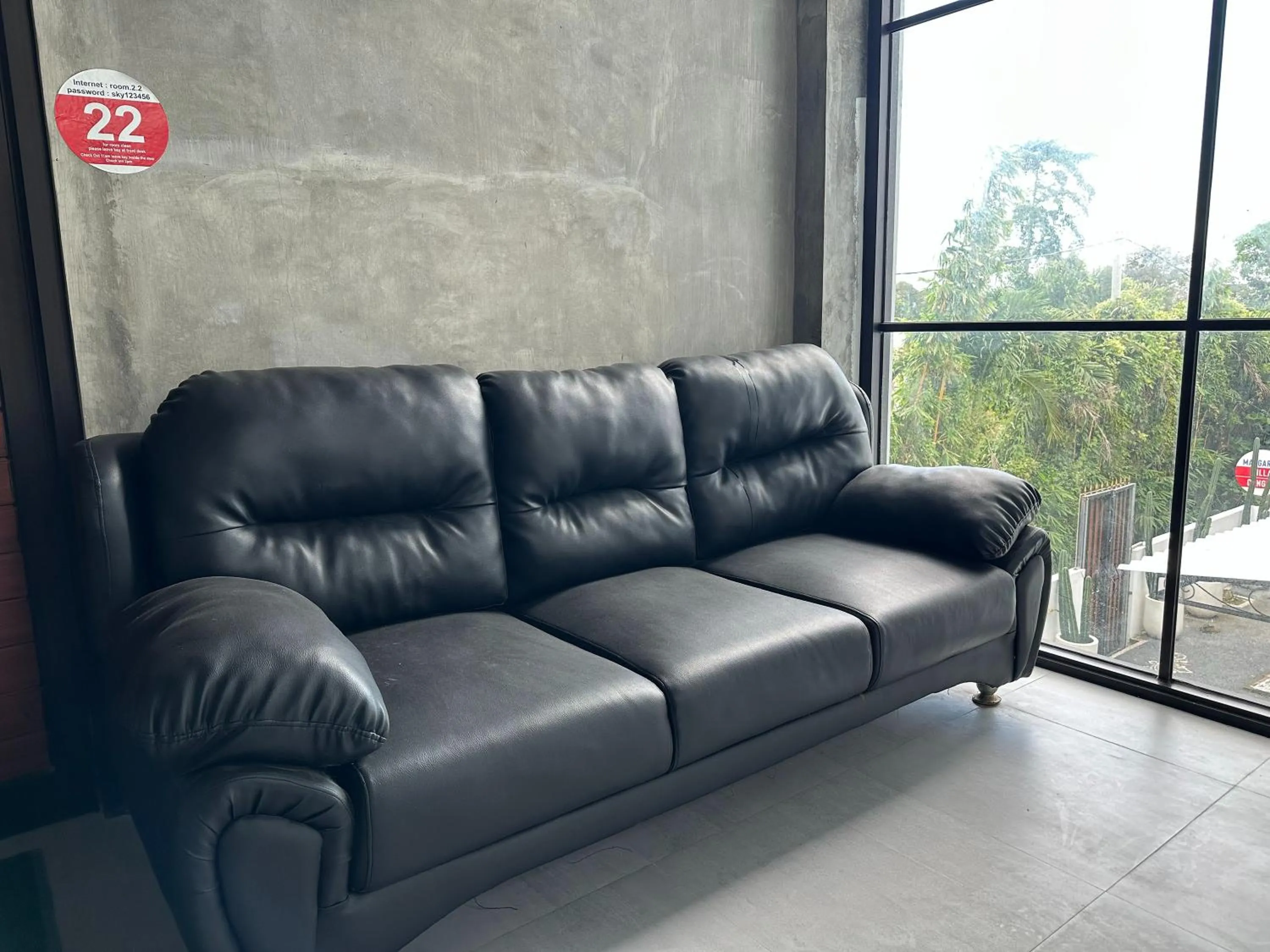 Area and facilities in Sky Apartments and Suites