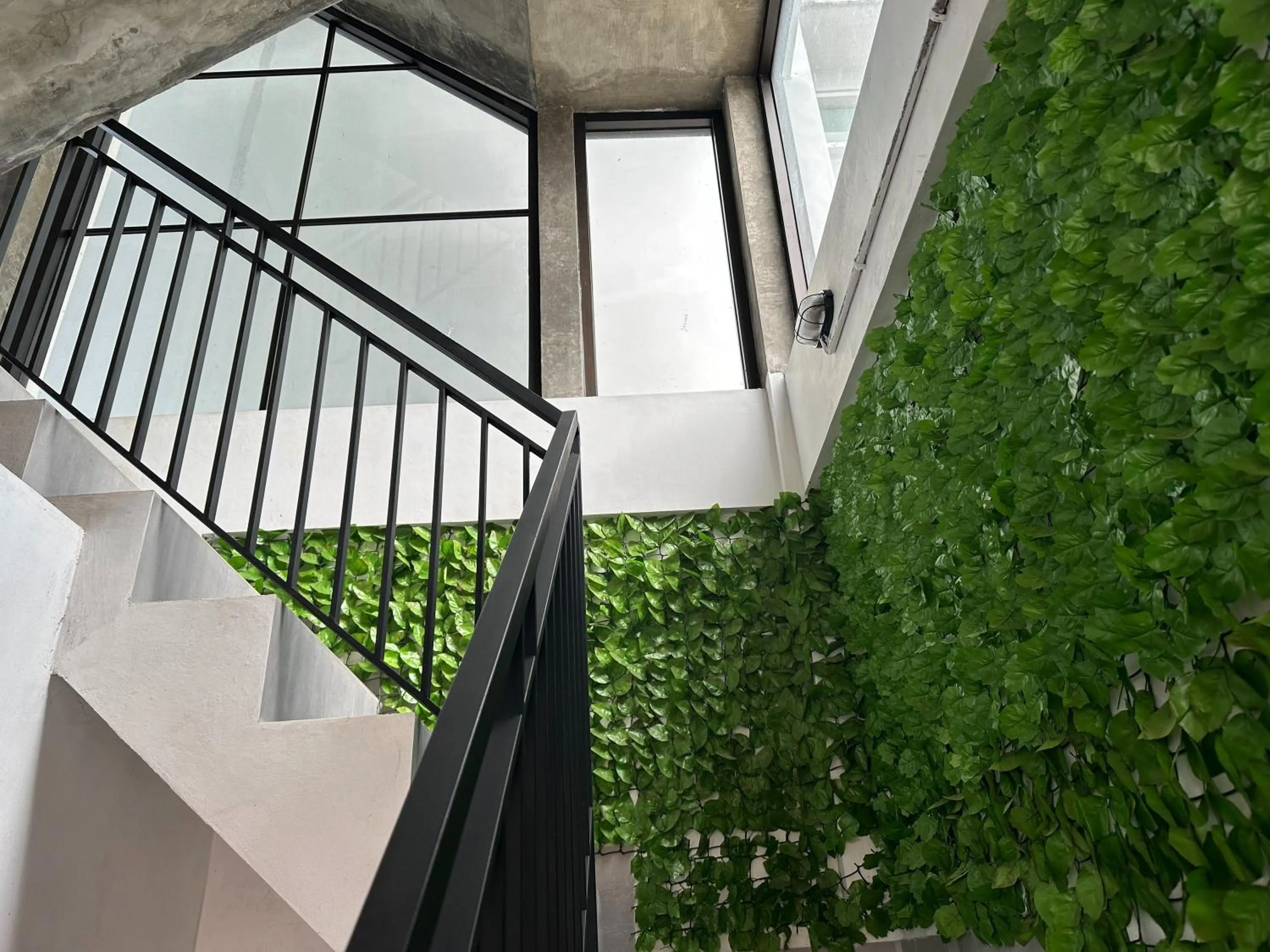 Area and facilities in Sky Apartments and Suites