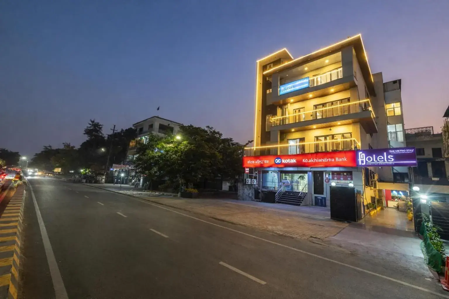 The Metro Stay by ASPL The Metro Stay by ASPL